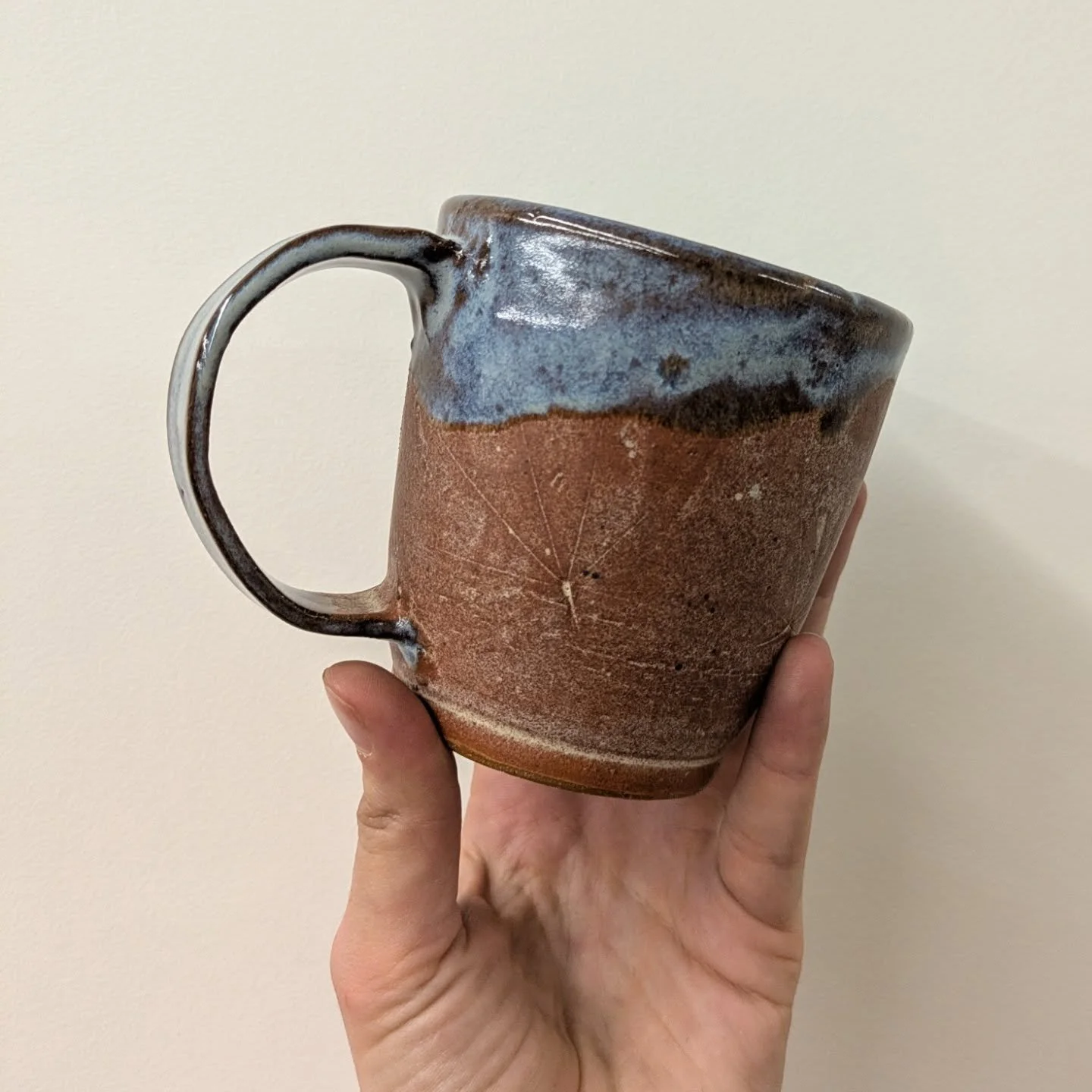 Leaf veins in birds matte orange and floating blue on top