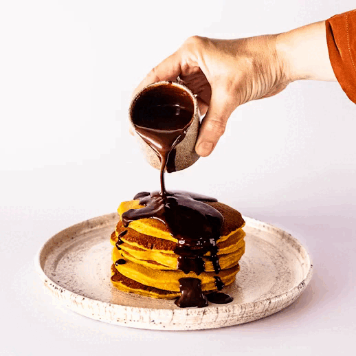 SHORT_Pan cake zucca brevissimo quadrato 2.gif