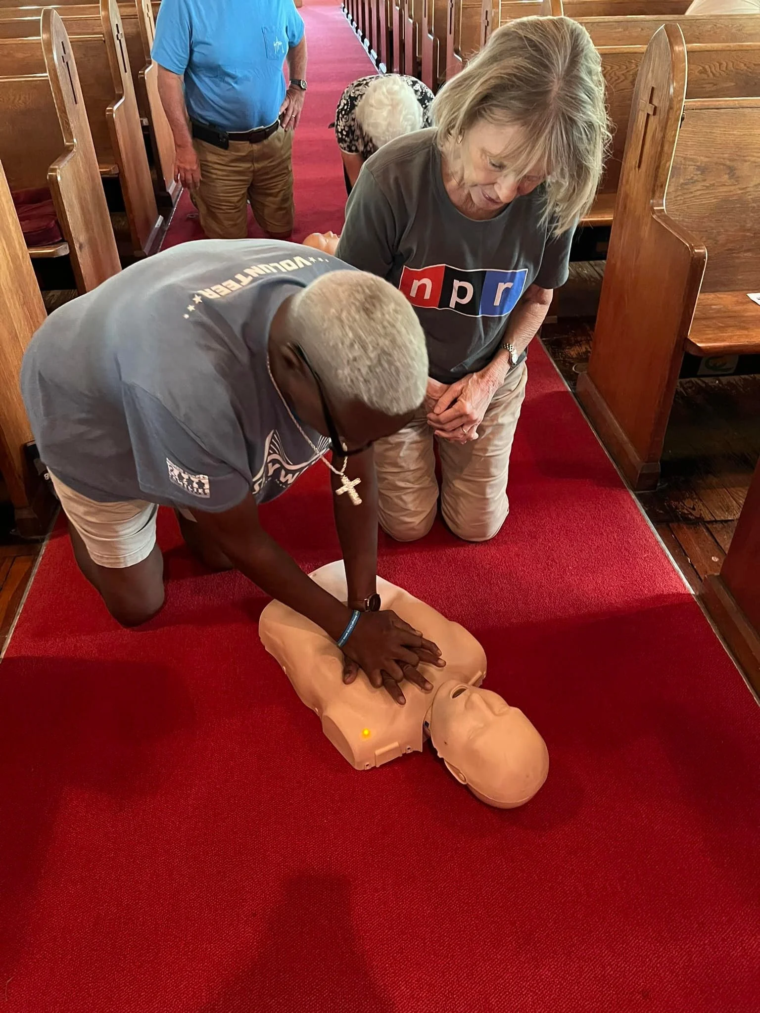 Family & Friends CPR/Defibrillator Course