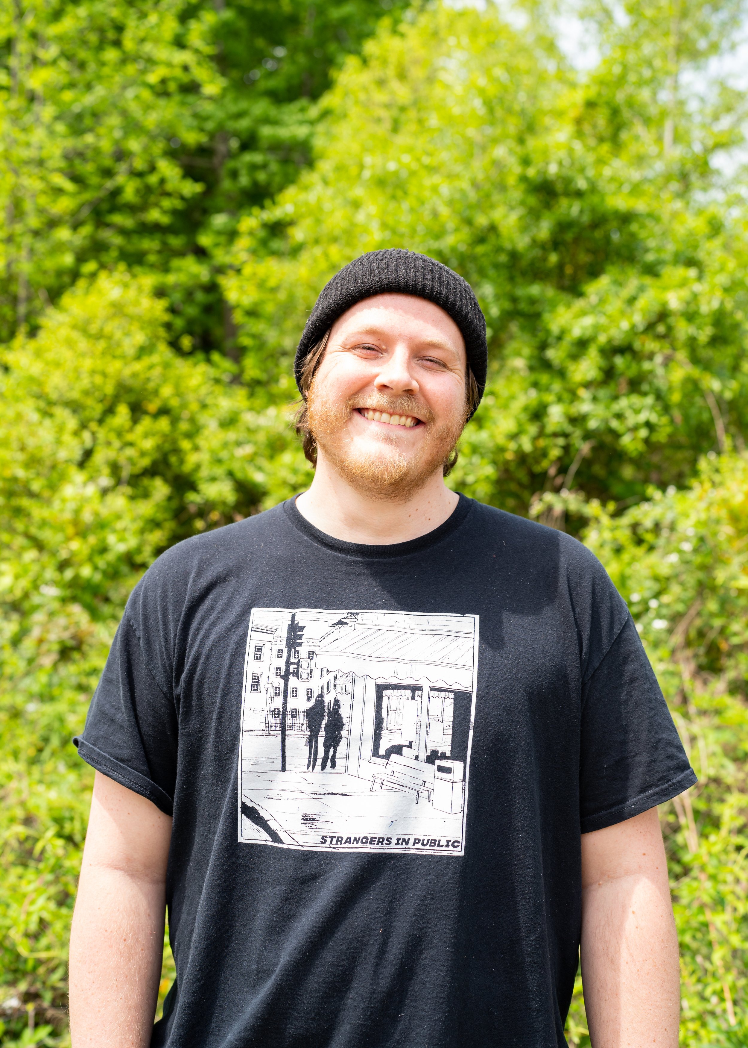 Matt Dauphin: rhythm guitar
Anywhere Else album promo