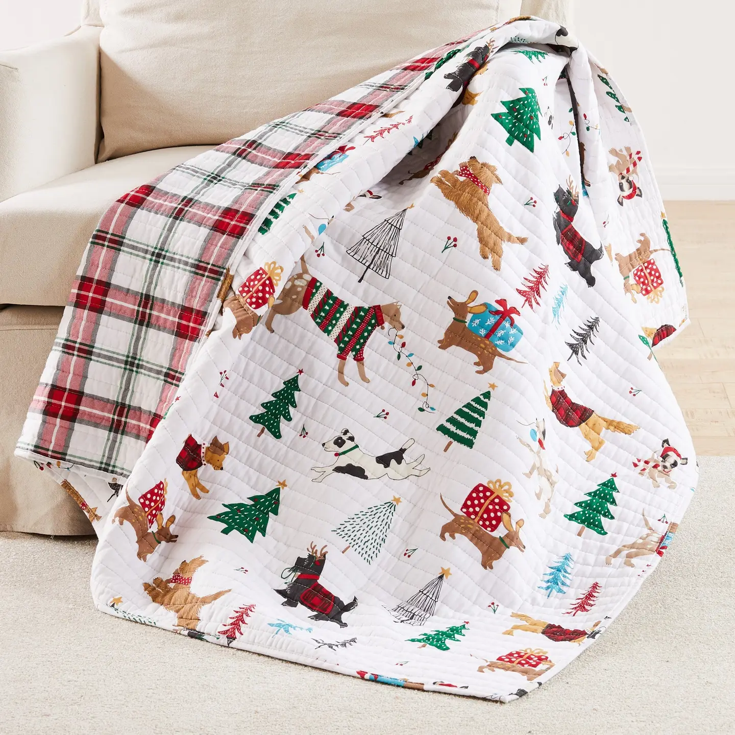 Jingle Paws Quilted Throw - Holiday