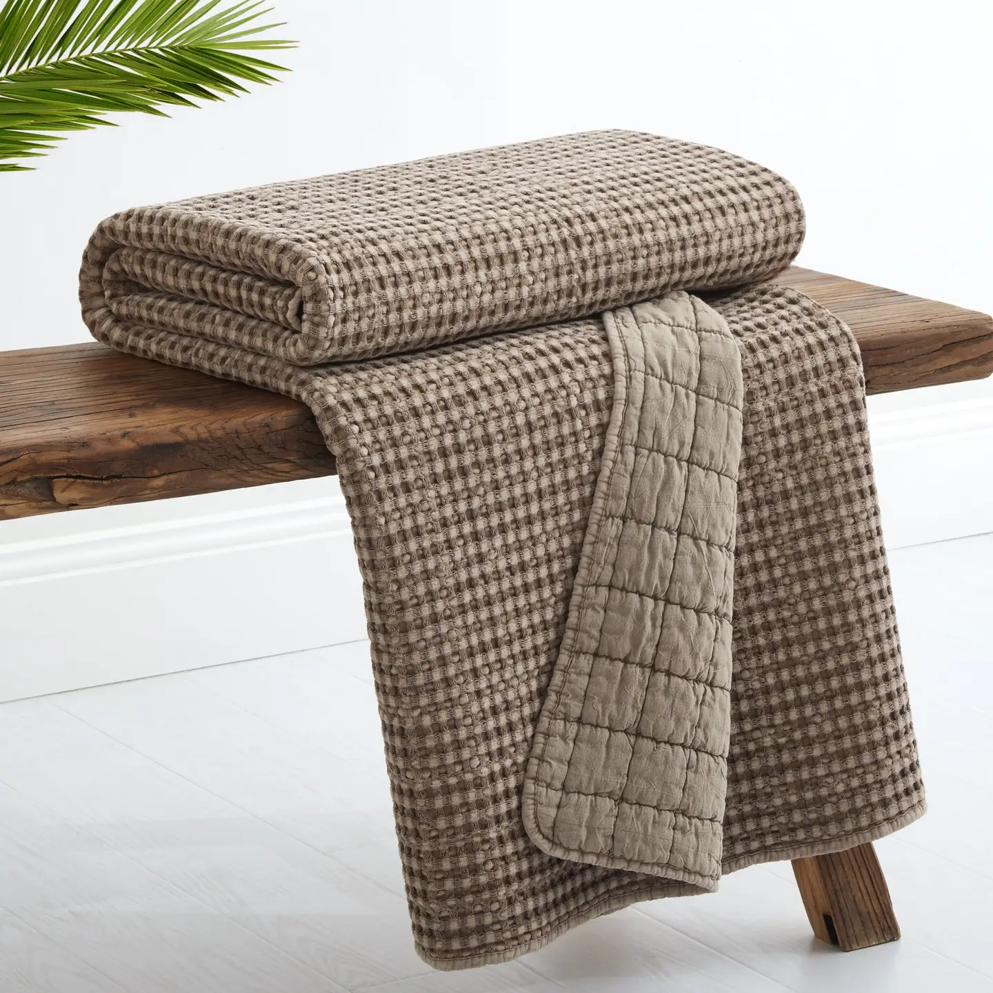 Mills Waffle Quilted Throw - Cocoa