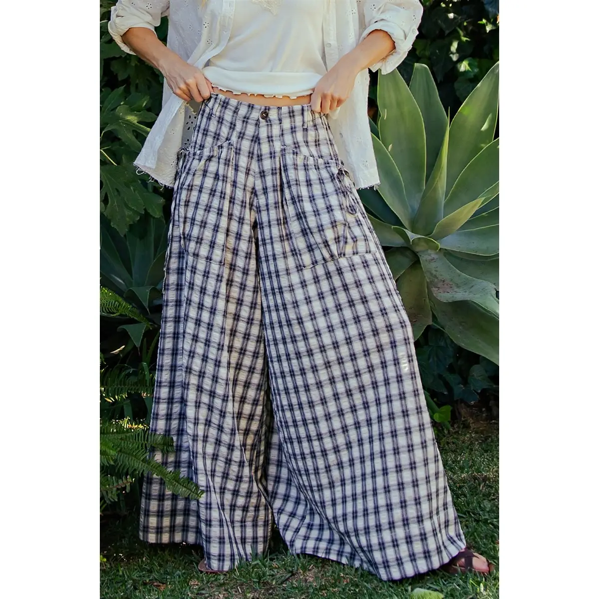 Wide Leg Checker Pants