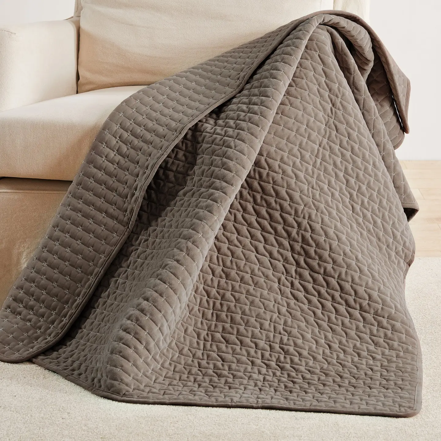 Velvet Stitch Quilted Throw - Cocoa