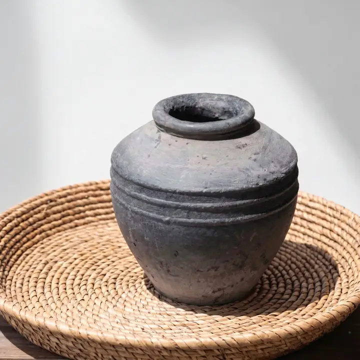 Nori Charcoal Vase