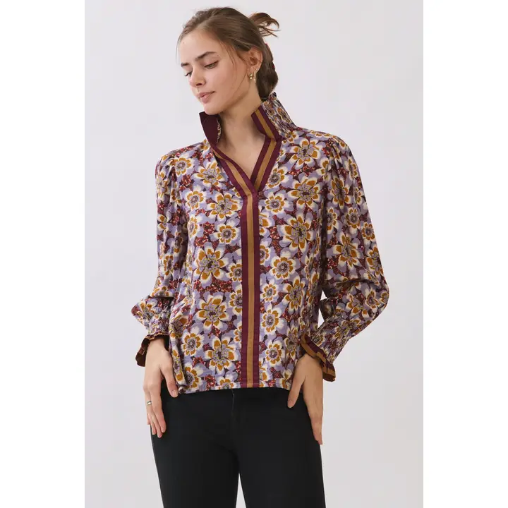 Elegant Floral Print Blouse with Contrast Trim