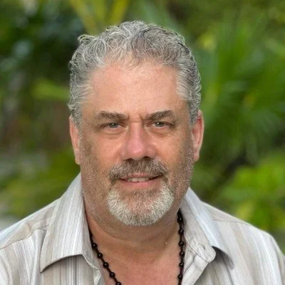 Peter Young_Advisor_Hubcast Media.jpg