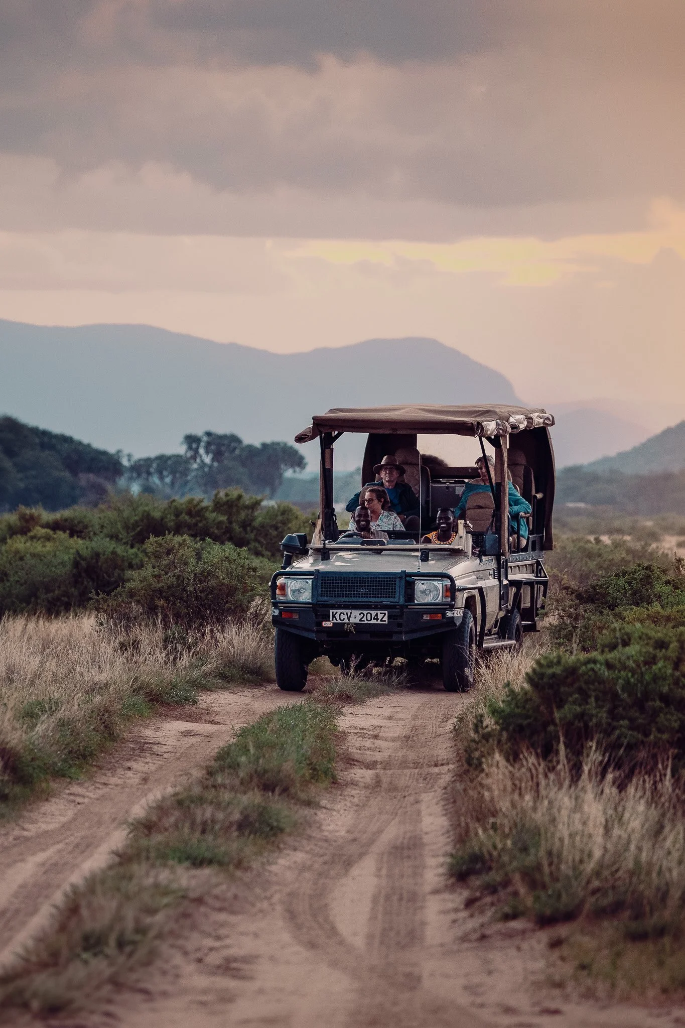Eyes On Africa Safaris Land Cruiser