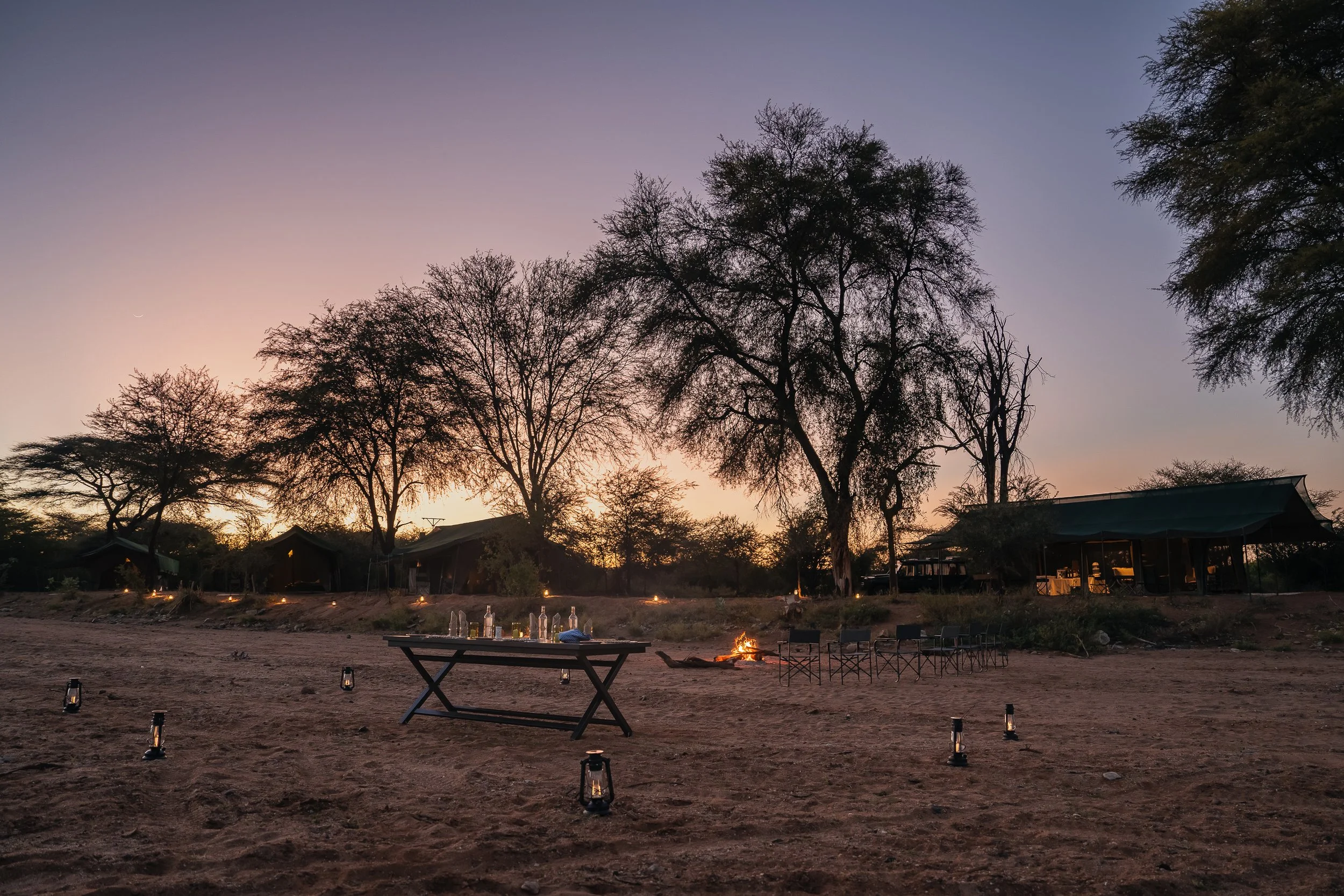 Bush and Beyond - Sarara Wilderness - Starlit Dinner.jpg