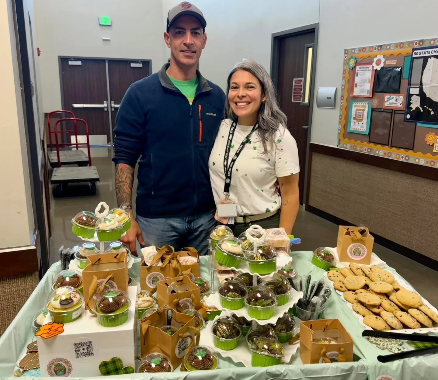 🍀💚 Lucky Us! 💚🍀

A huge THANK YOU to The Friday Cupcake Lady for sponsoring our ILT PTO St. Patrick&rsquo;s Day Snack Cart! 🧁🌈

Because of your generosity, our amazing staff got to enjoy some festive treats and feel the love this holiday season
