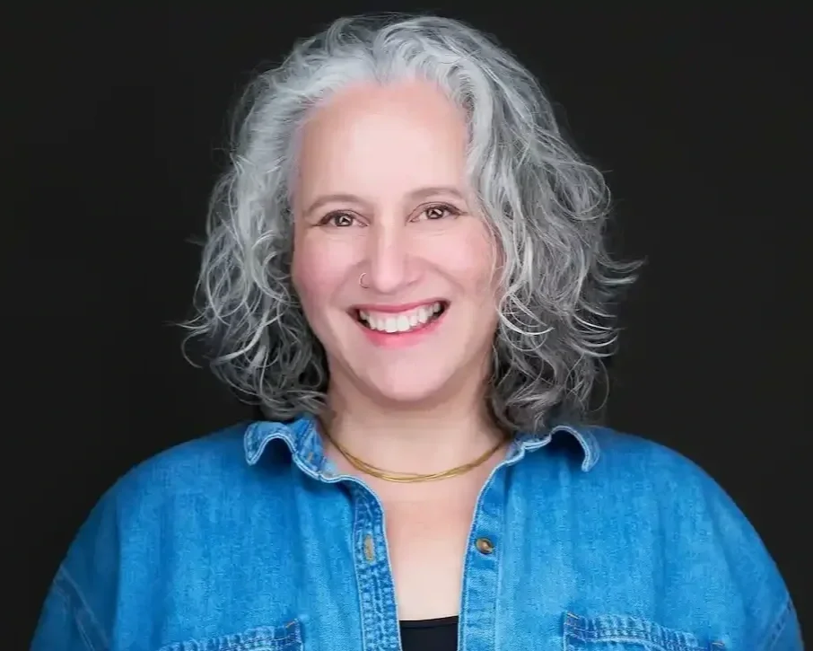 Edmonton Headshots sample - Zoe