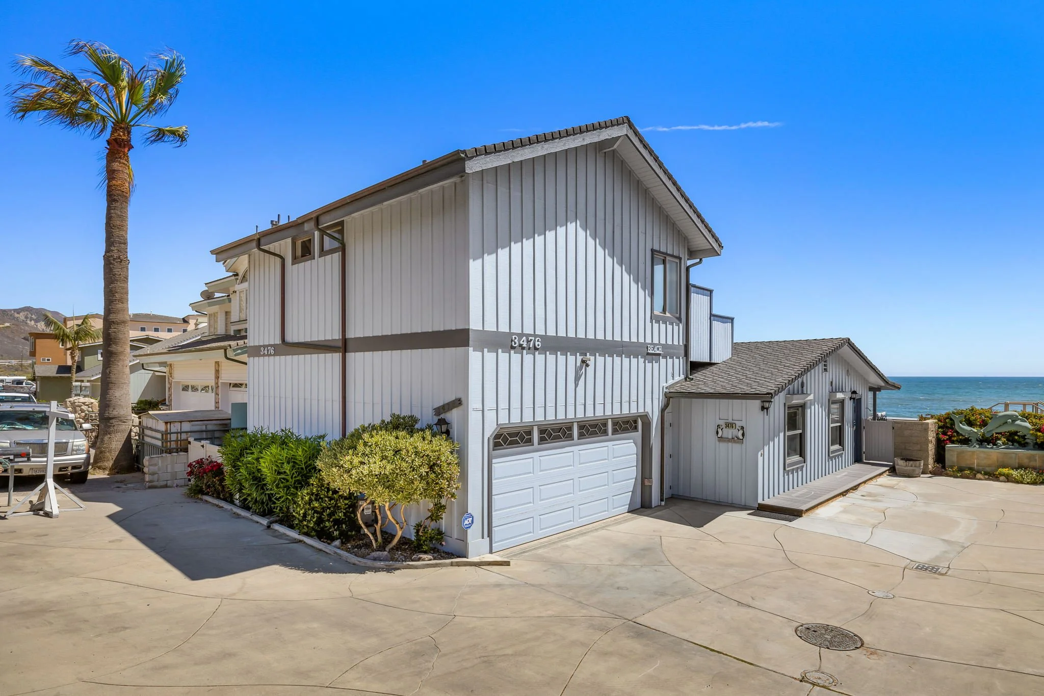 76-web-or-mls-Upmarketmedia_3476PCH-53.jpg