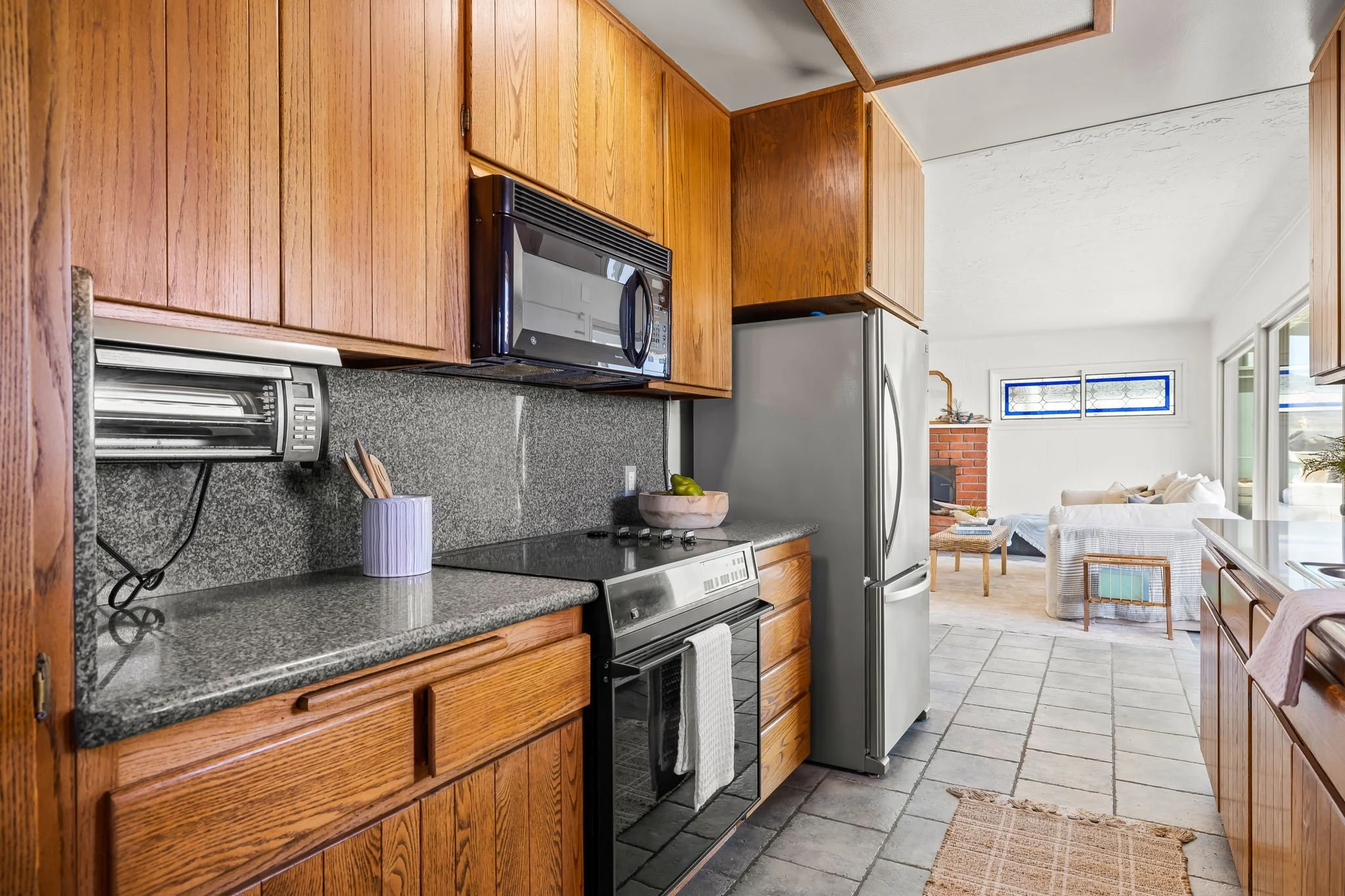 94-web-or-mls-Upmarketmedia_3476PCH-7.jpg