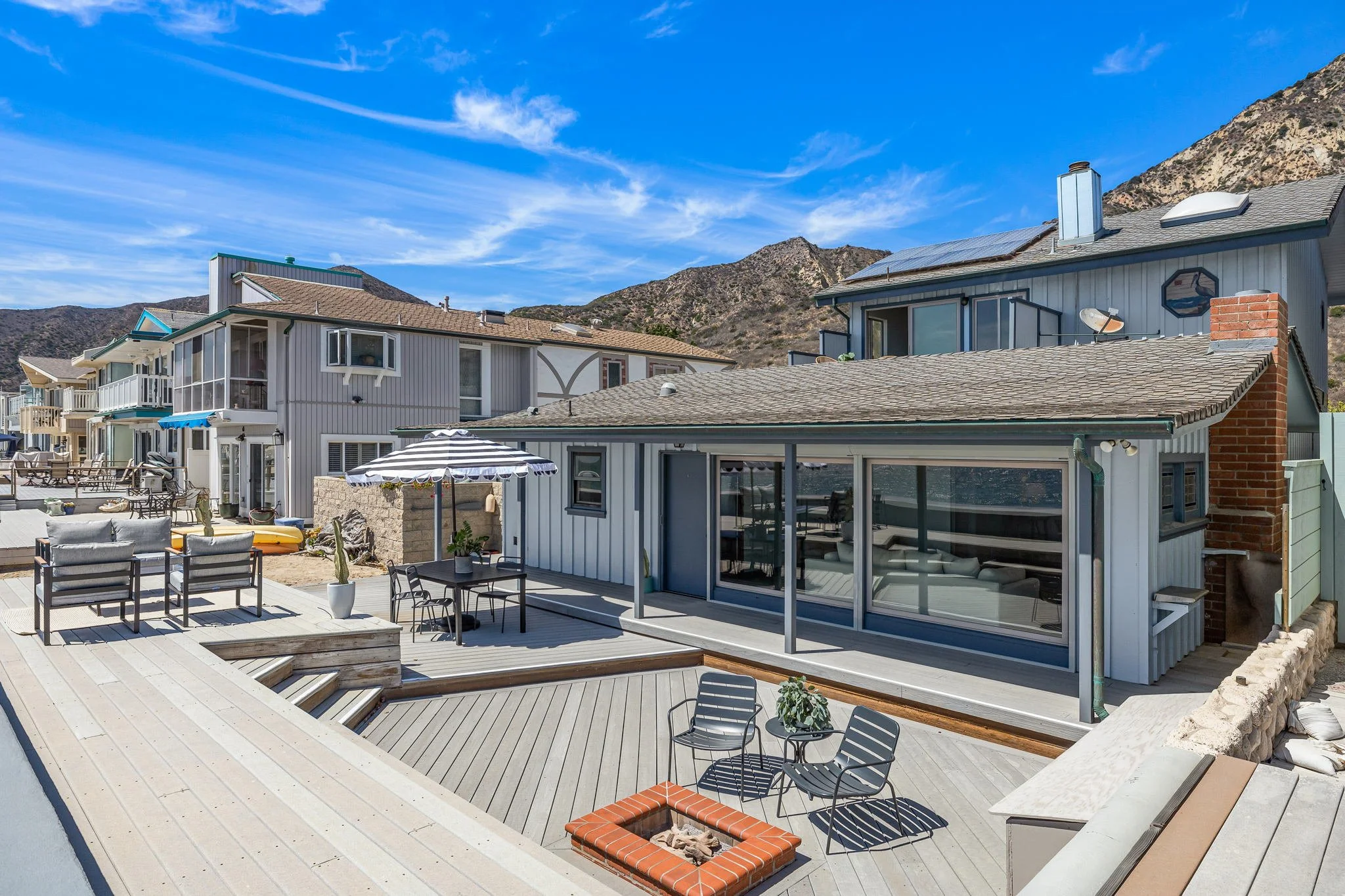100-web-or-mls-Upmarketmedia_3476PCH-27.jpg