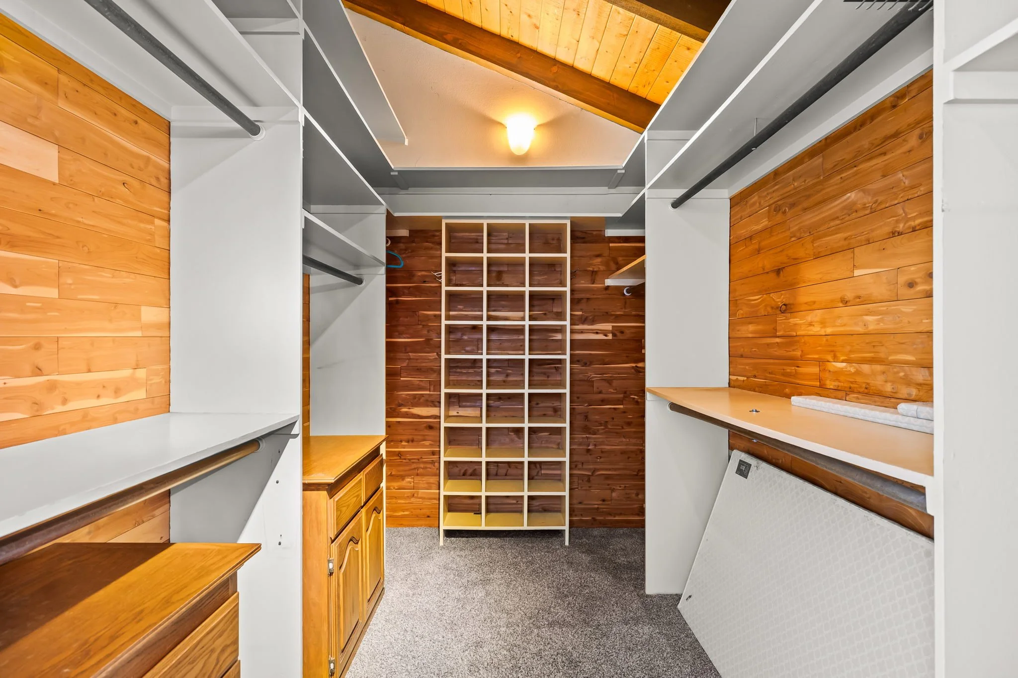 133-web-or-mls-Upmarketmedia_3476PCH-67.jpg