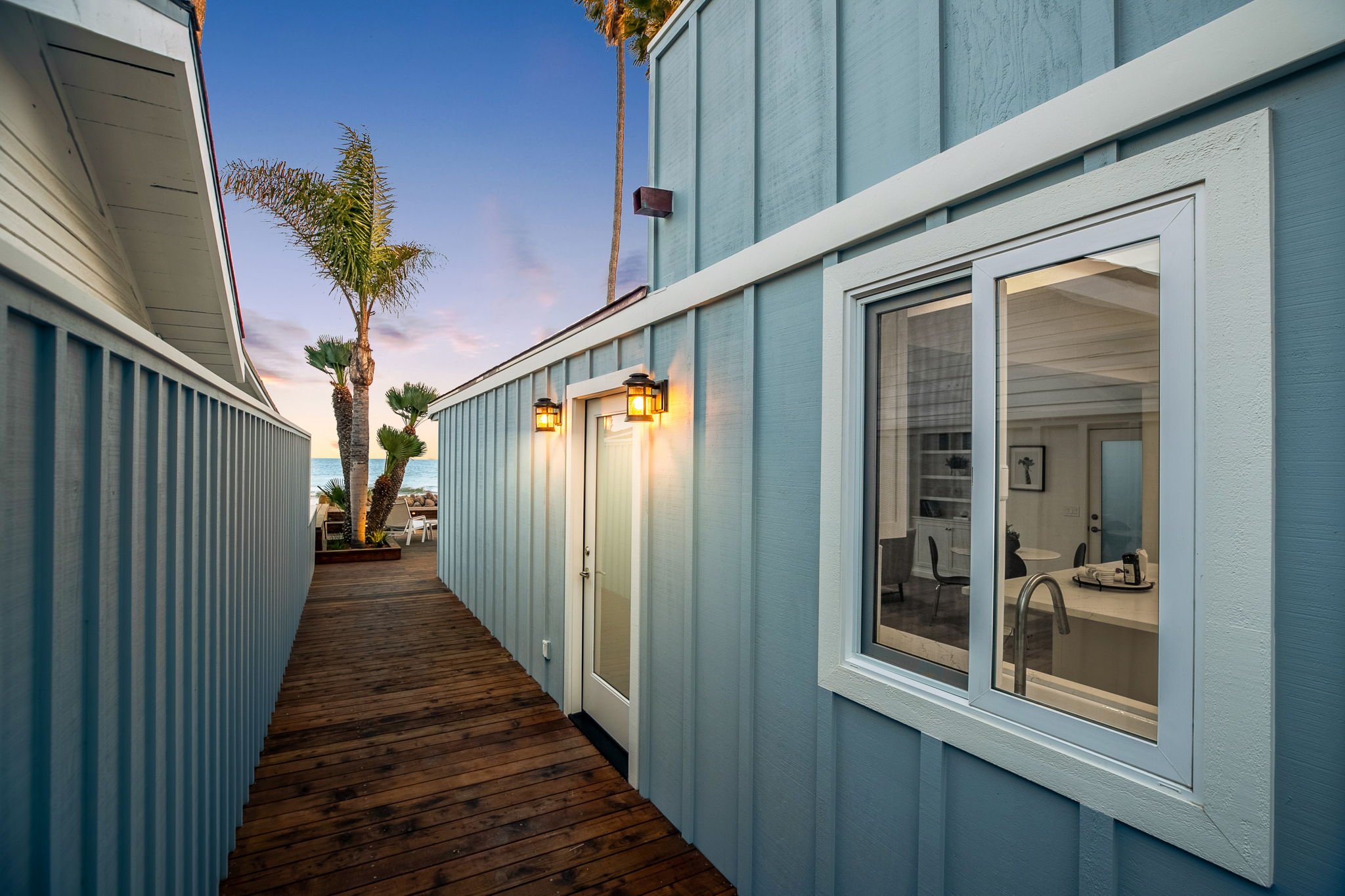 7-web-or-mls-UpmarketMedia_3988PCH_Twilight-1.jpg