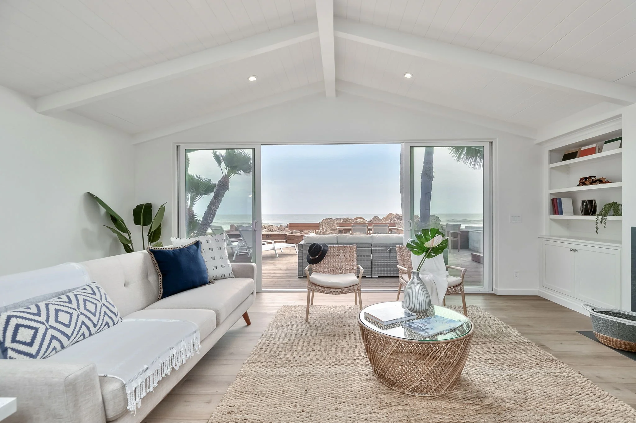 12-web-or-mls-UpmarketMedia_3988PCH-1.jpg