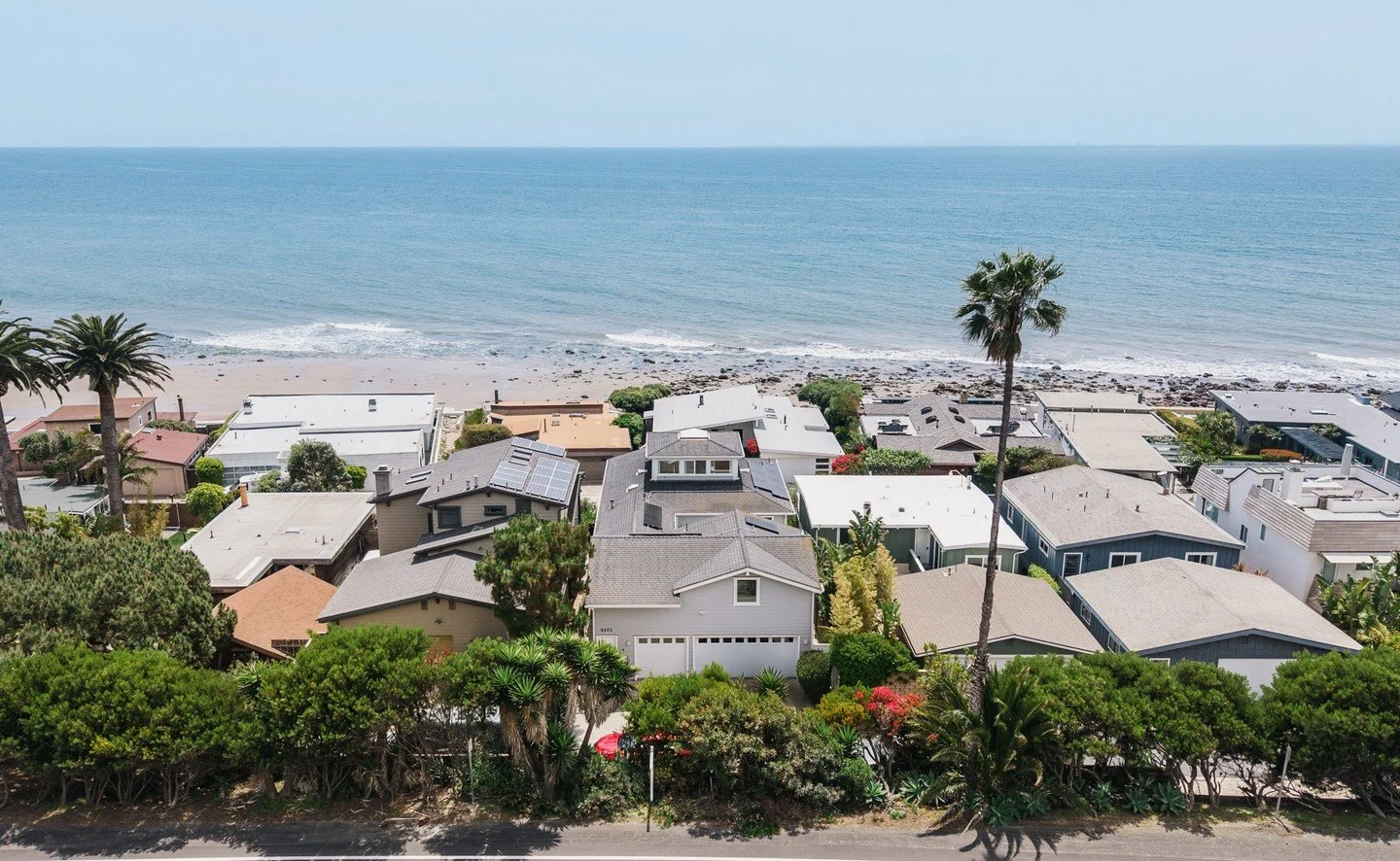 JUST SOLD⁠
⁠
A one-back Beach house in Faria Beach Colony! Three bedrooms, three bathrooms, and over 2,500 square feet. Every detail has been curated, from the stainless steel railings to the solar panel system, the hydraulic elevator, and even a sur