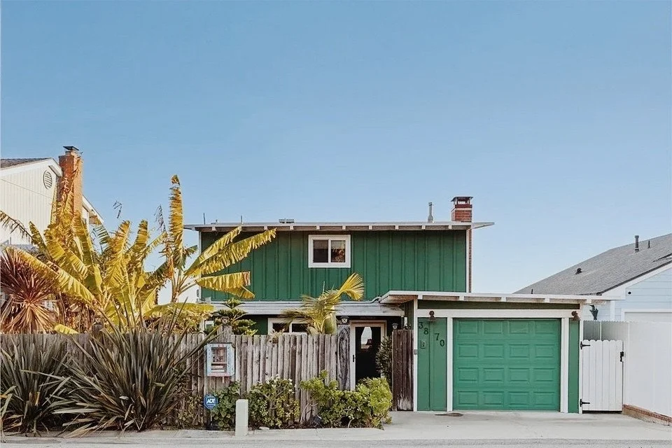 JUST SOLD⁠
⁠
A classic 1959 Faria Beach cabin worth grabbing - quick! Charming. Sweet. And a little bit salty! Our buyers have been patiently waiting for years, and this beach house has a special feeling. 2 bedrooms, 2 baths, and just over 1,300 sq f