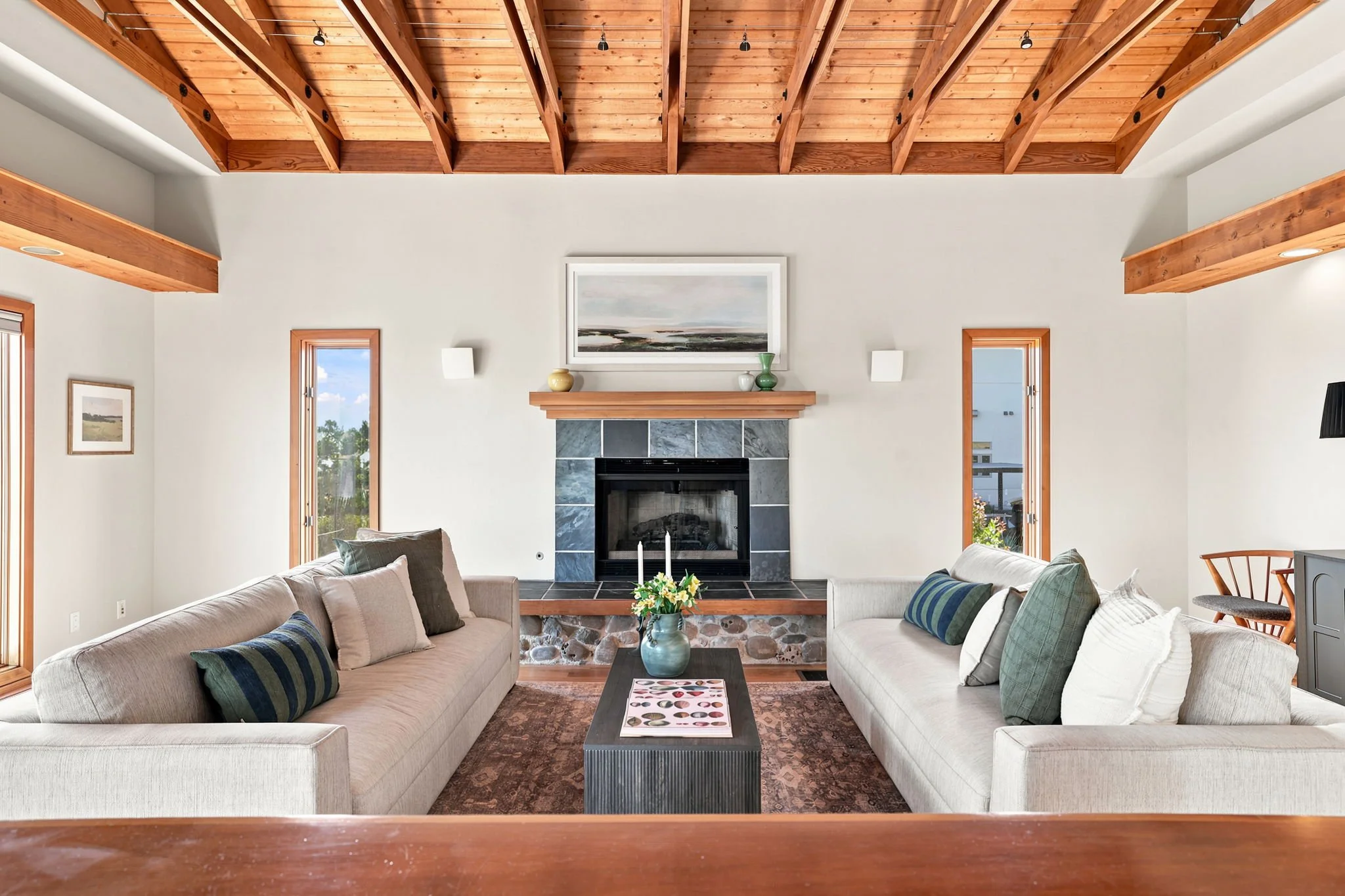 41-web-or-mls-UpmarketMedia-681Buena-095.jpg