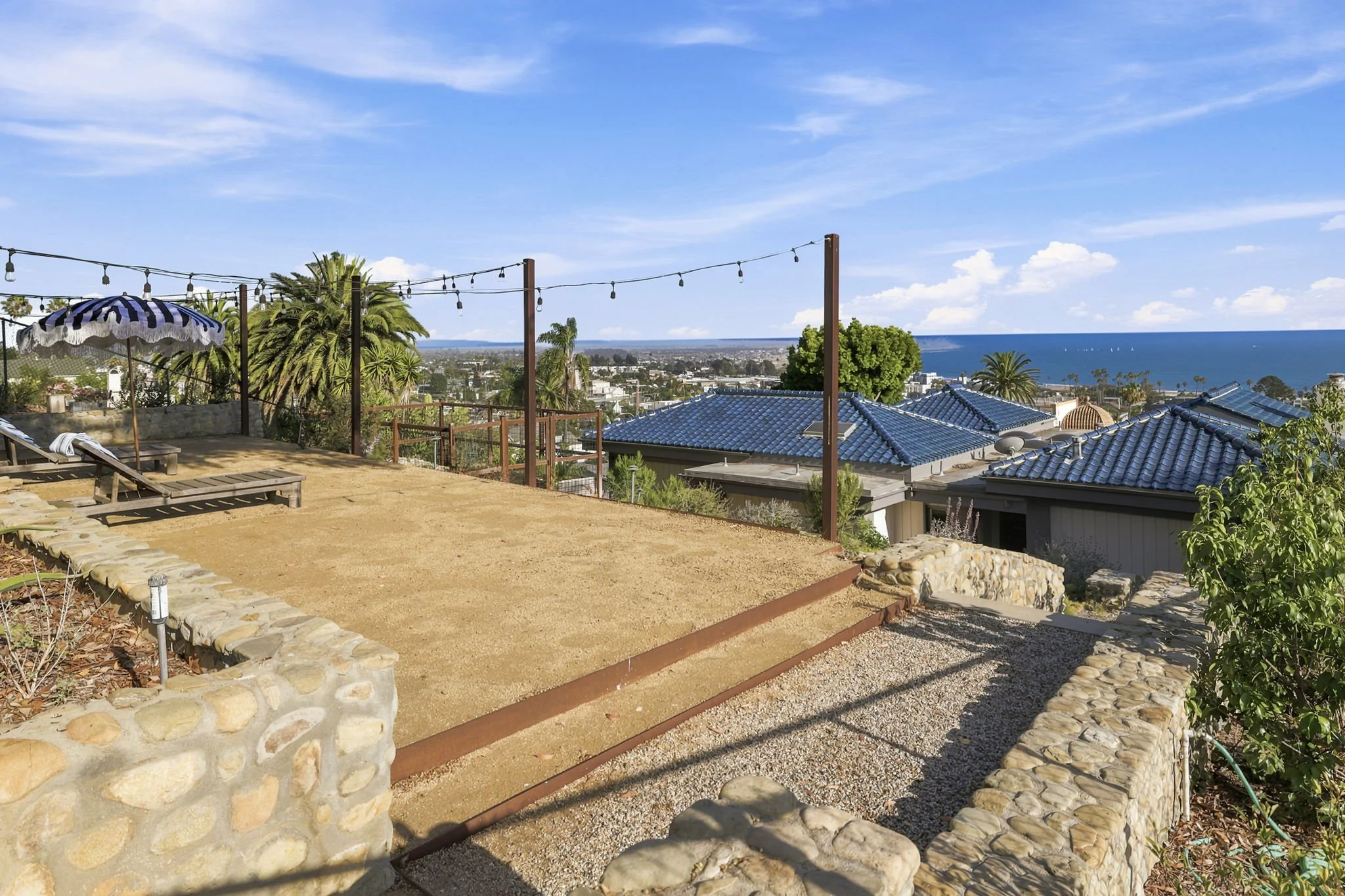 53-web-or-mls-UpmarketMedia-681Buena-134.jpg