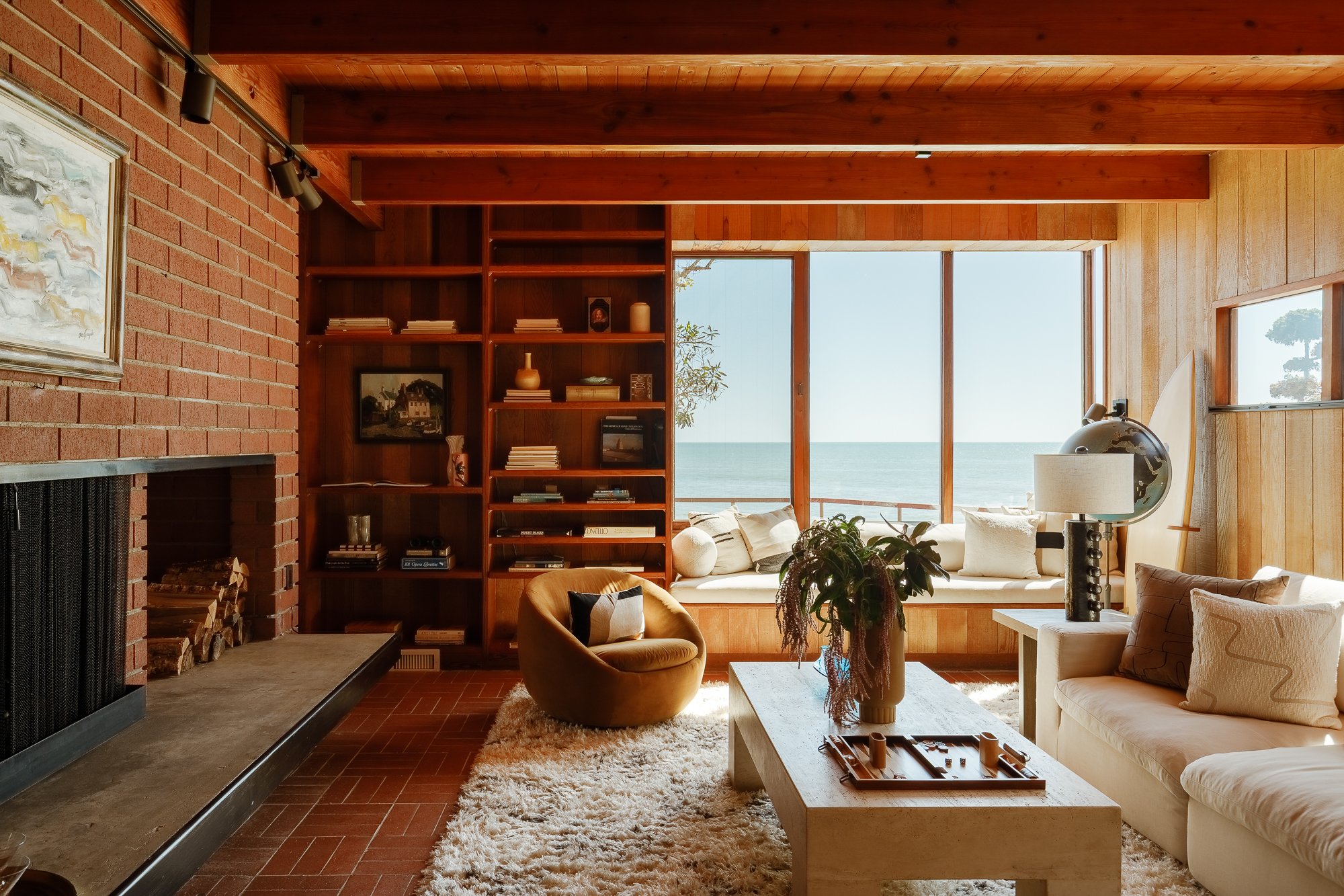 16_0019 3674 PCH MLS.jpg