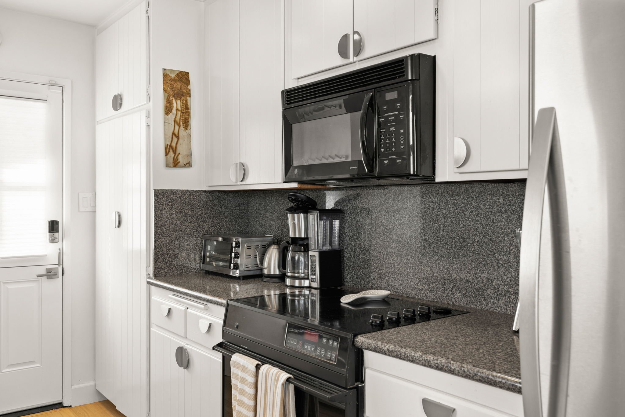 16-web-or-mls-UpmarketMedia-3476PCH2-28.jpg