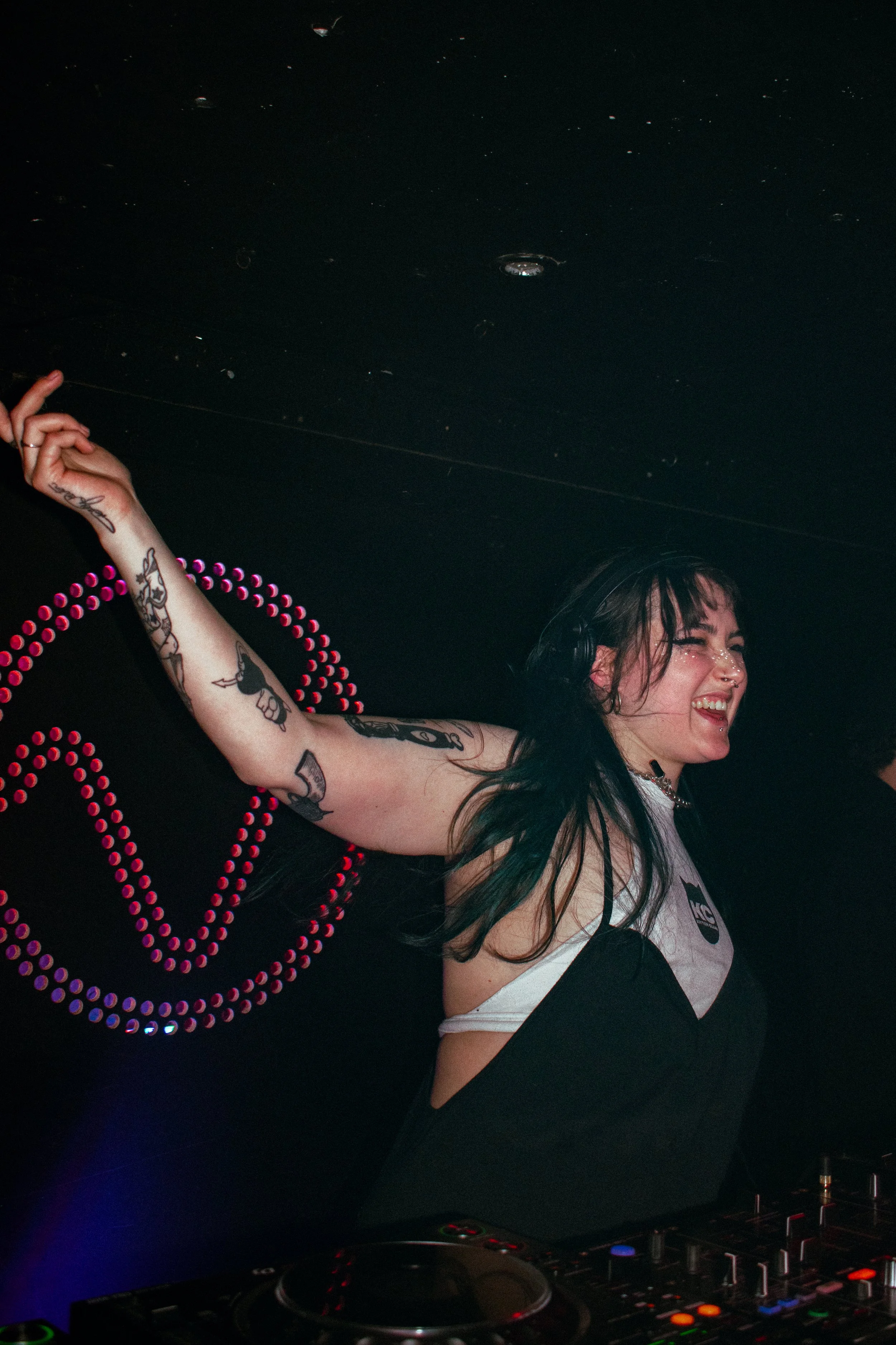 Volks, Brighton, photography, dj set, Norwich, Norfolk, crowd photos, jungle, dnb, digital photography, London, Felix Higham, uk