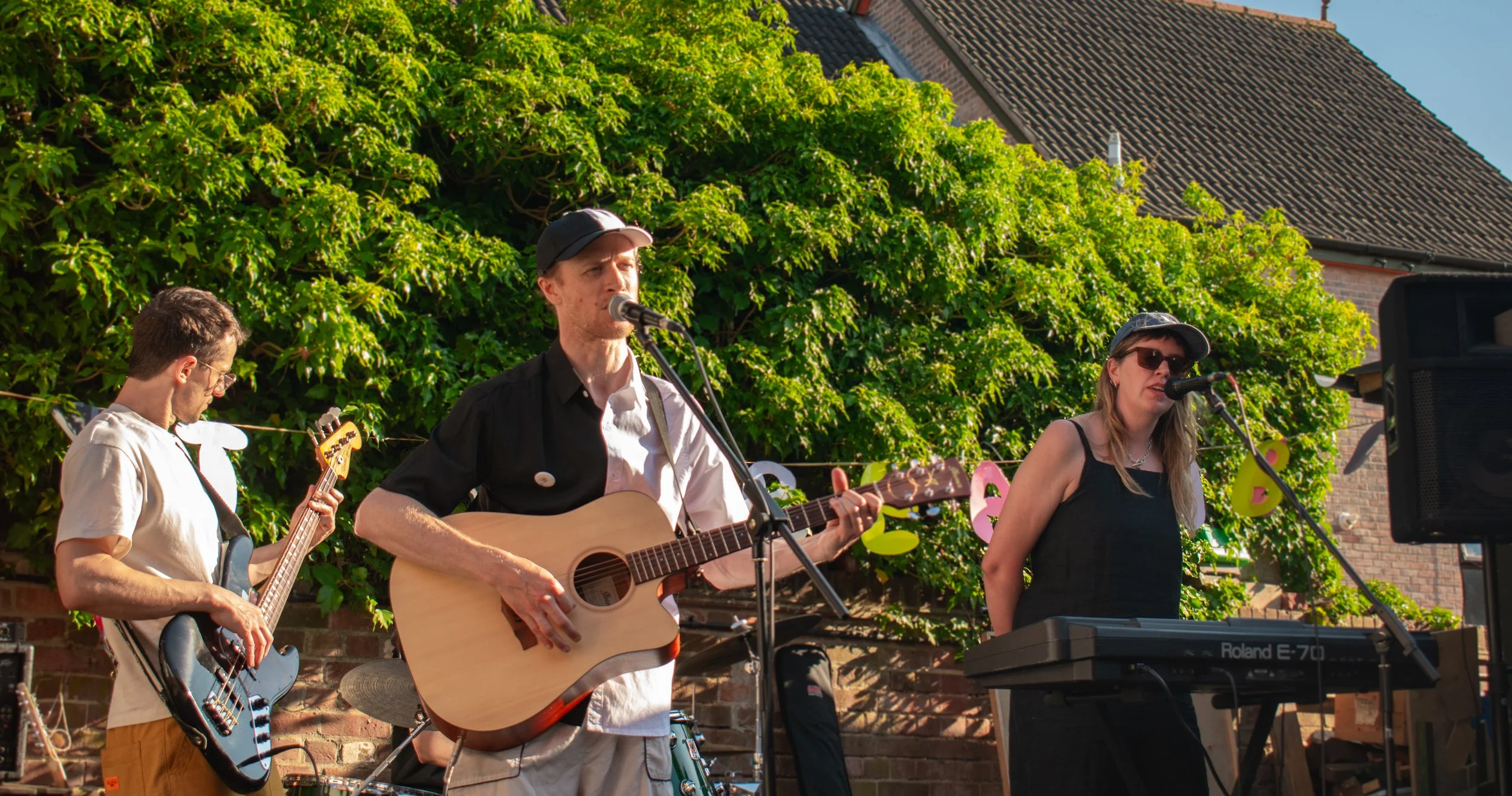 Norwich, norfolk, local photographer, events photography, album launch, live band, indie, felix higham, uk, digital photography