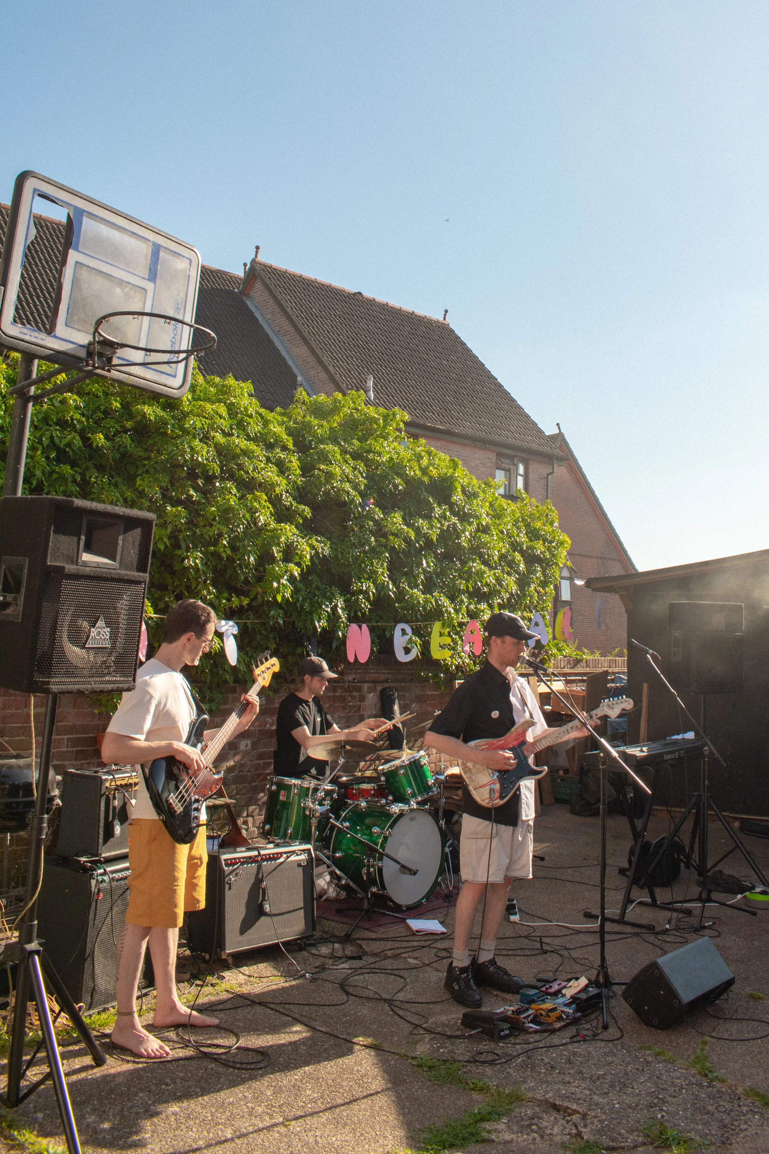 Norwich, norfolk, local photographer, events photography, album launch, live band, indie, felix higham, uk, digital photography
