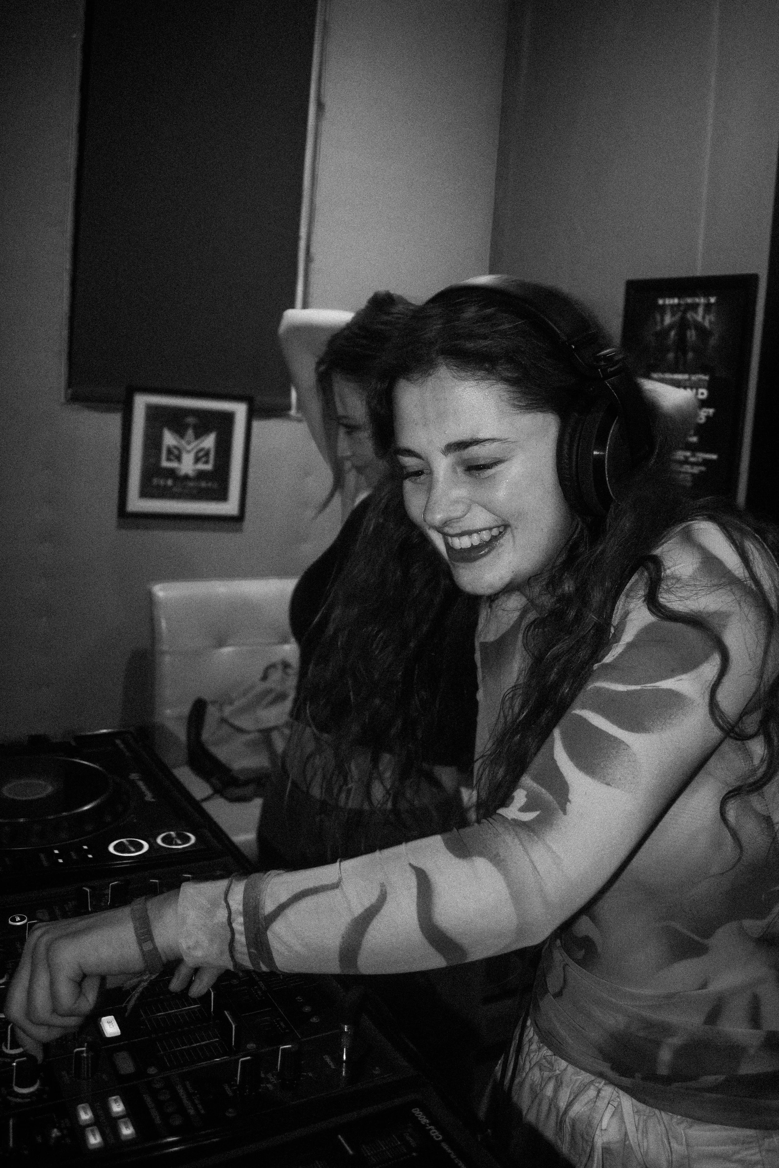 Volks, Brighton, photography, dj set, Norwich, Norfolk, crowd photos, jungle, dnb, digital photography, London, Felix Higham, uk