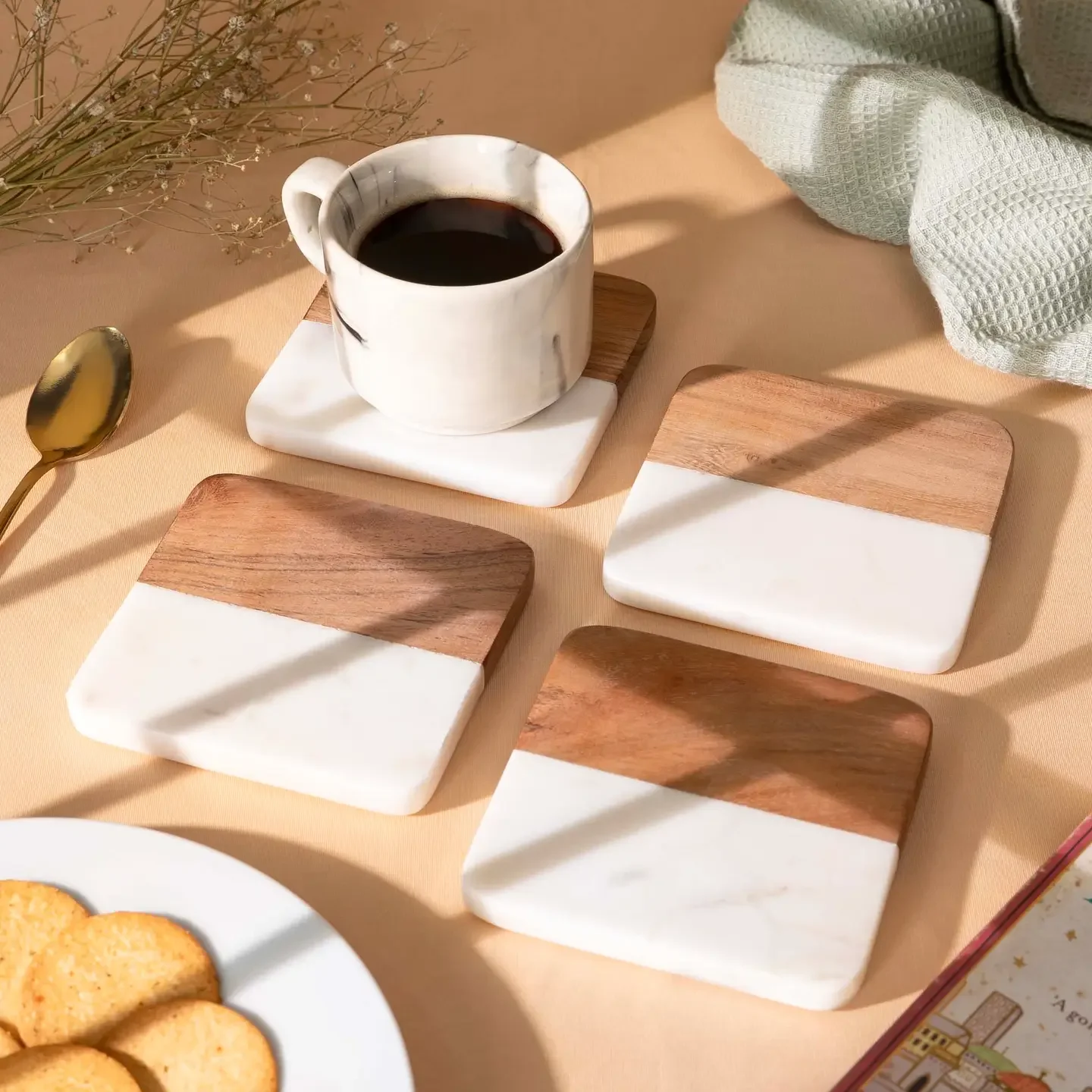 Square Wood and Marble Drinks Coasters Set of 4 2.webp