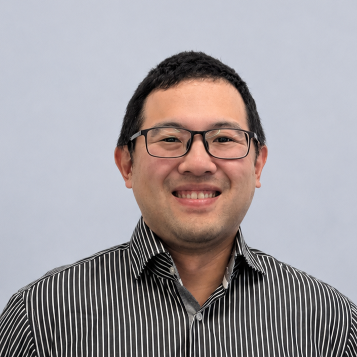 A photo of Victor Cheng