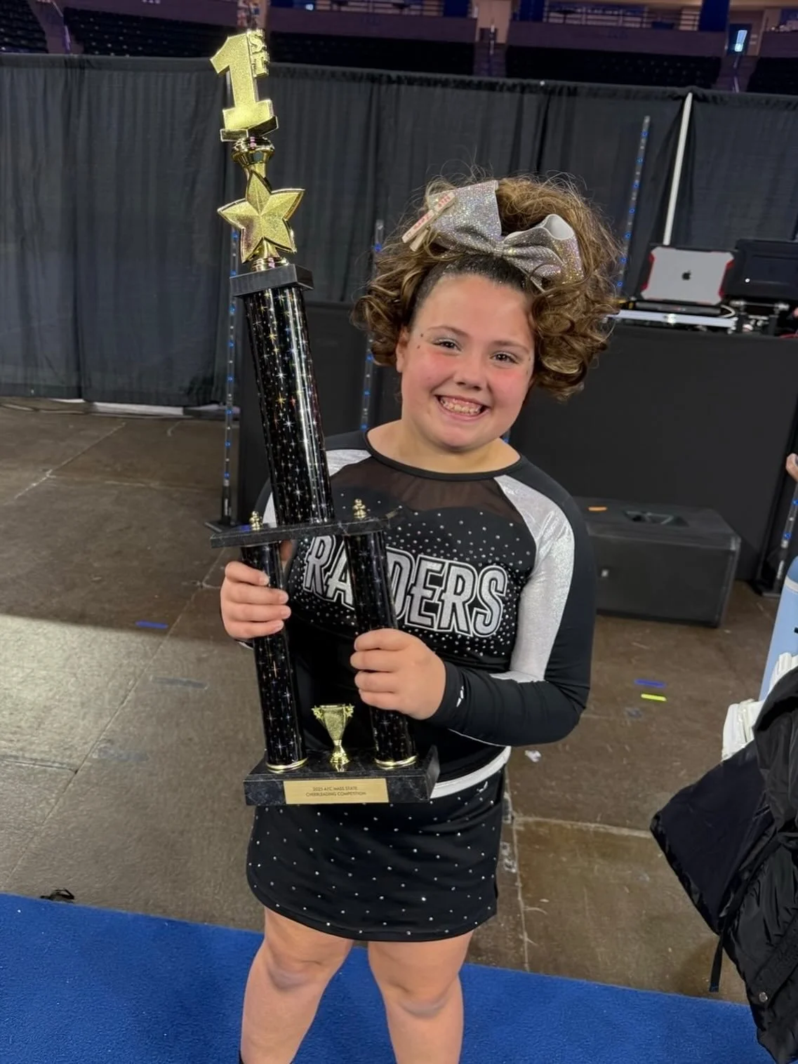 Congratulations, Izzy and the Raiders, on taking first place at States‼️ Your Mini Bolts fam couldn&rsquo;t be prouder ⚡️🩵