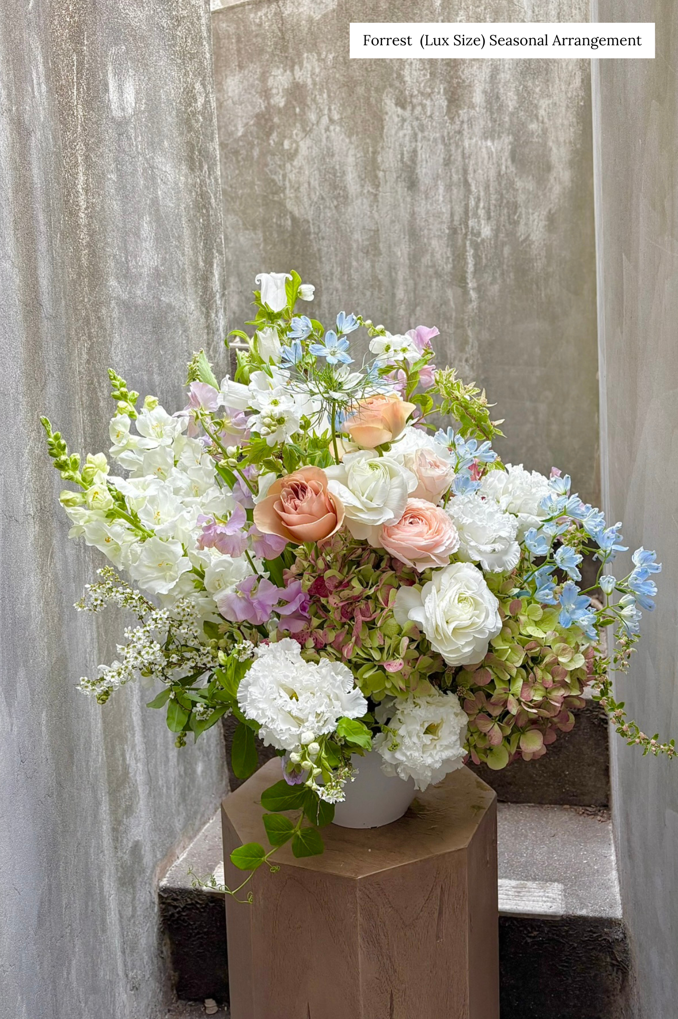 Grove+%28Large%29Size+Seasonal+Bouquet+%289%29.png