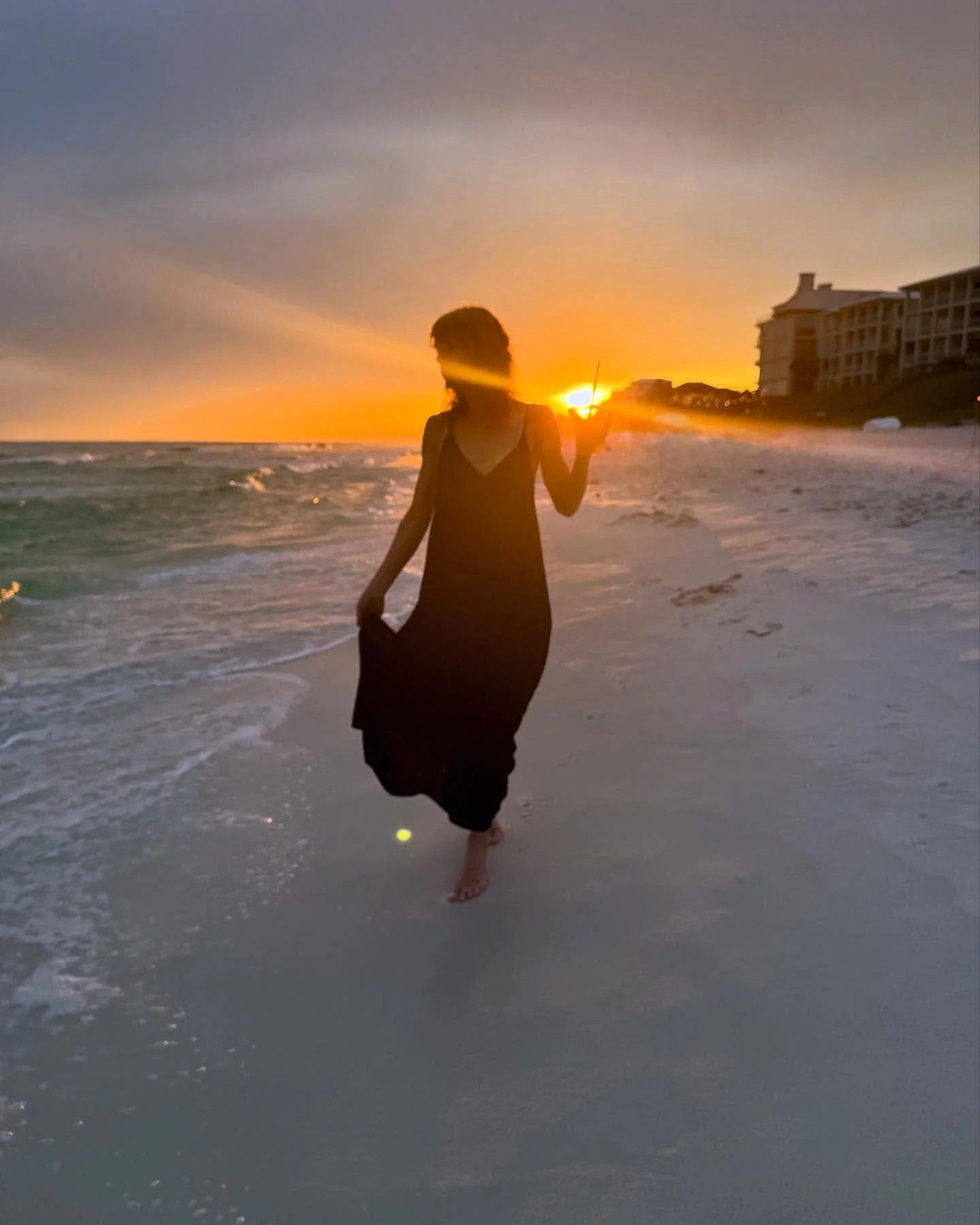 Can&rsquo;t come to the phone right now