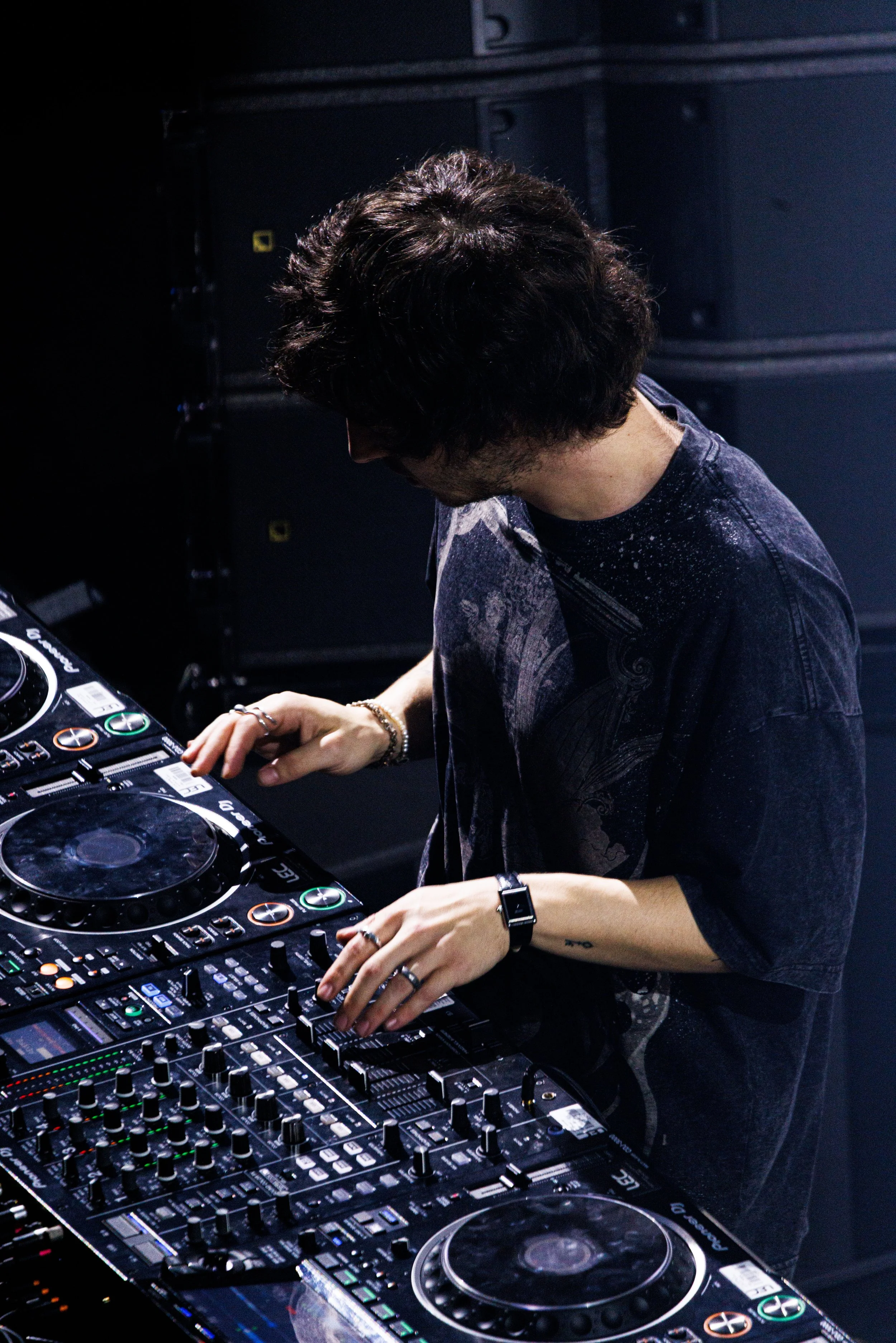 0R5_0083 11.46.09 PM.jpg