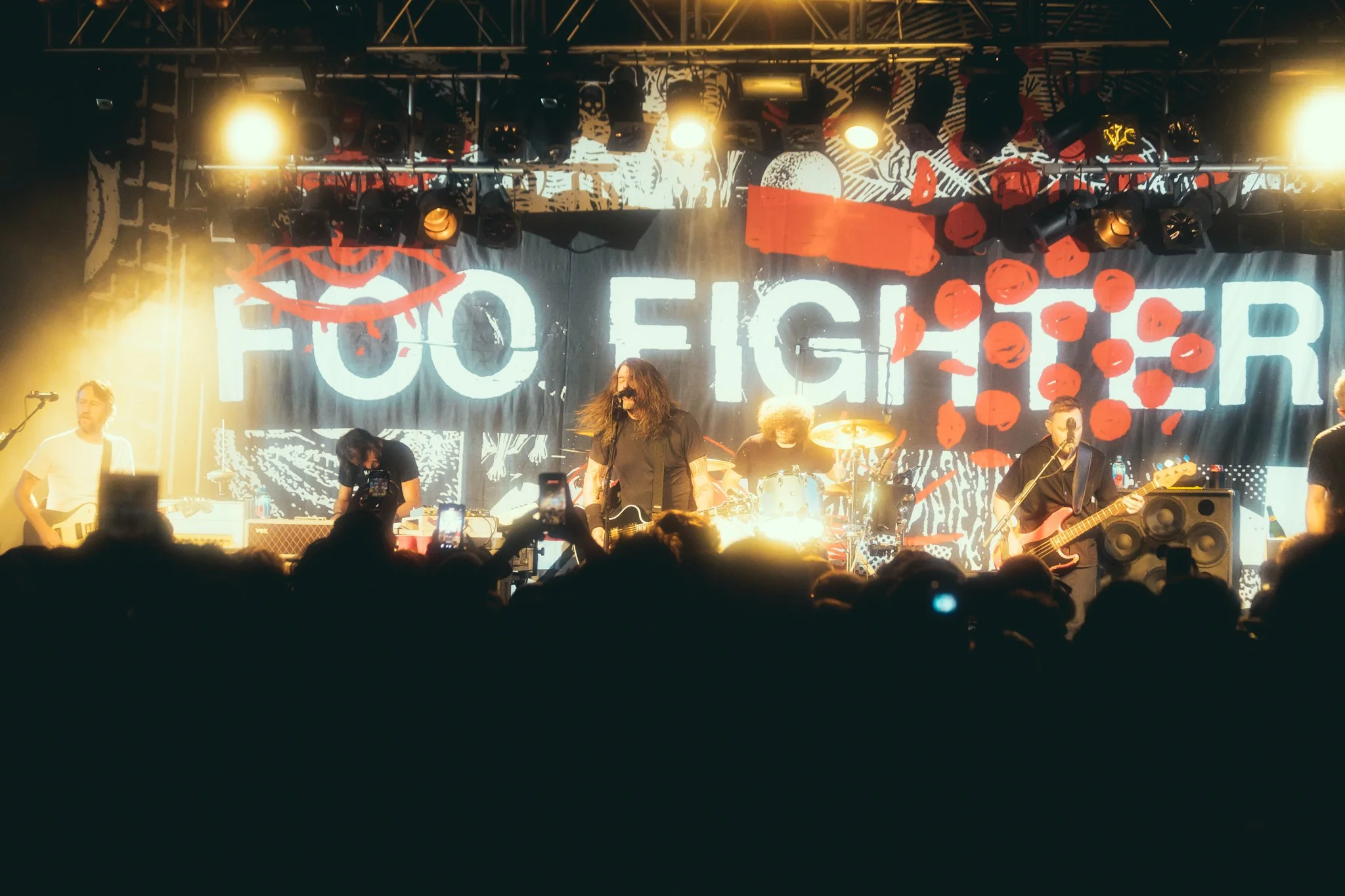 Foo Fighters rock The Starland Ballroom