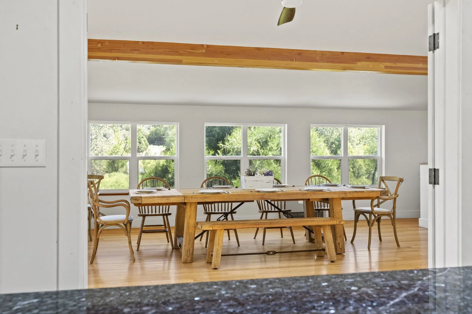 4-web-or-mls-8692 Bull Creek_004.jpg