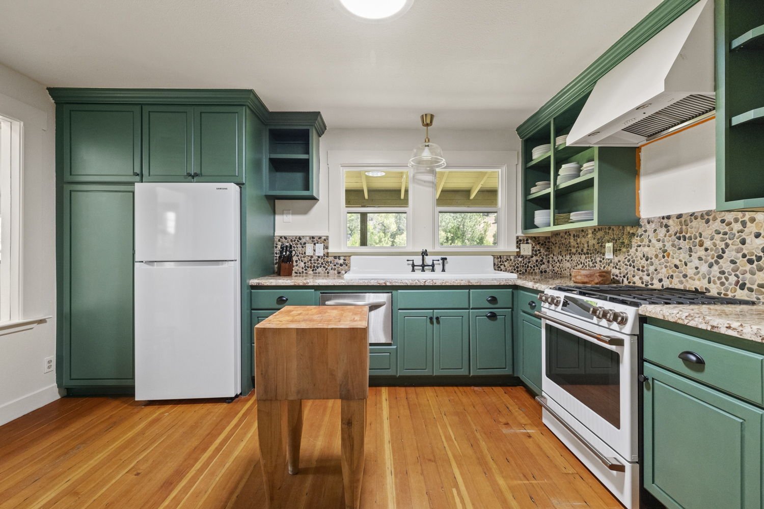 18-web-or-mls-8692 Bull Creek_018.jpg