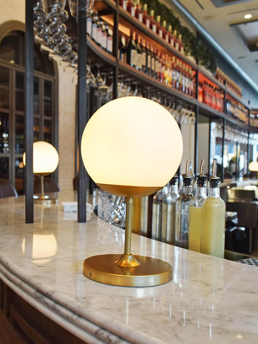 Vienna-Table-Lamp-Lusive-Decor-Custom-Lighting-Eataly-ParkMGM-LasVegas-01abP7.jpg