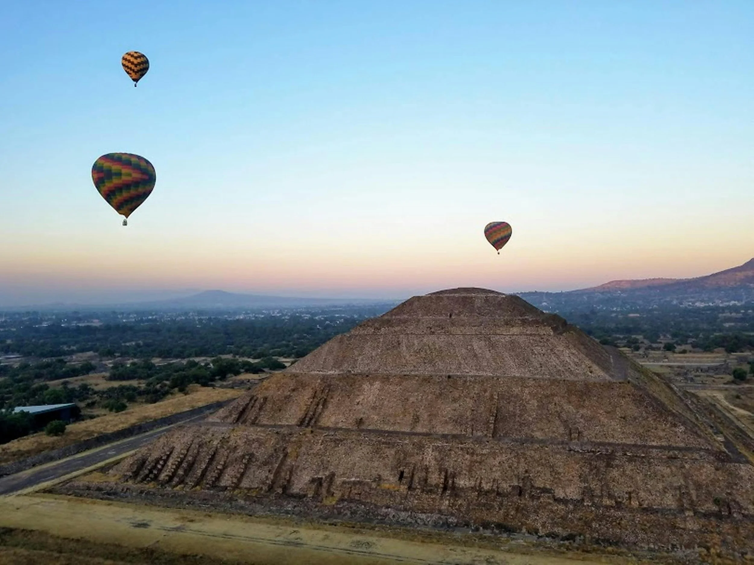 How to Visit Teotihuacán and San Miguel de Allende
