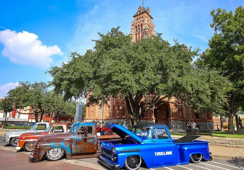 Waxahachie, TX Guide: Historic Charm, Boutique Shopping & Culinary ...