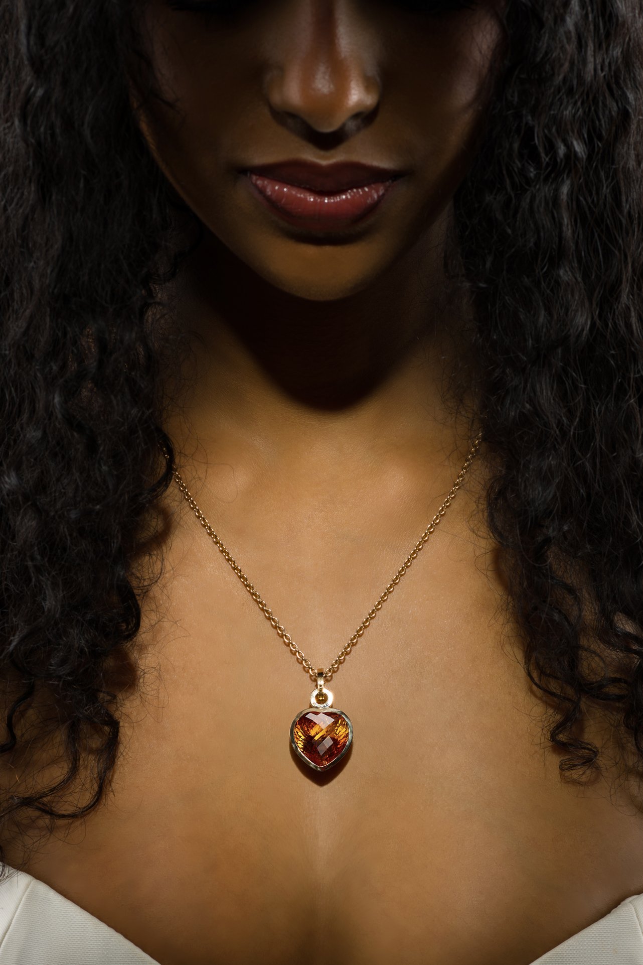 Model-heart-of-gold_necklace.jpg