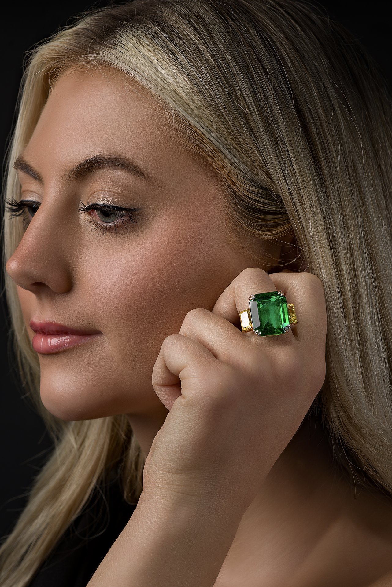 Grace-emerald-ring.jpg