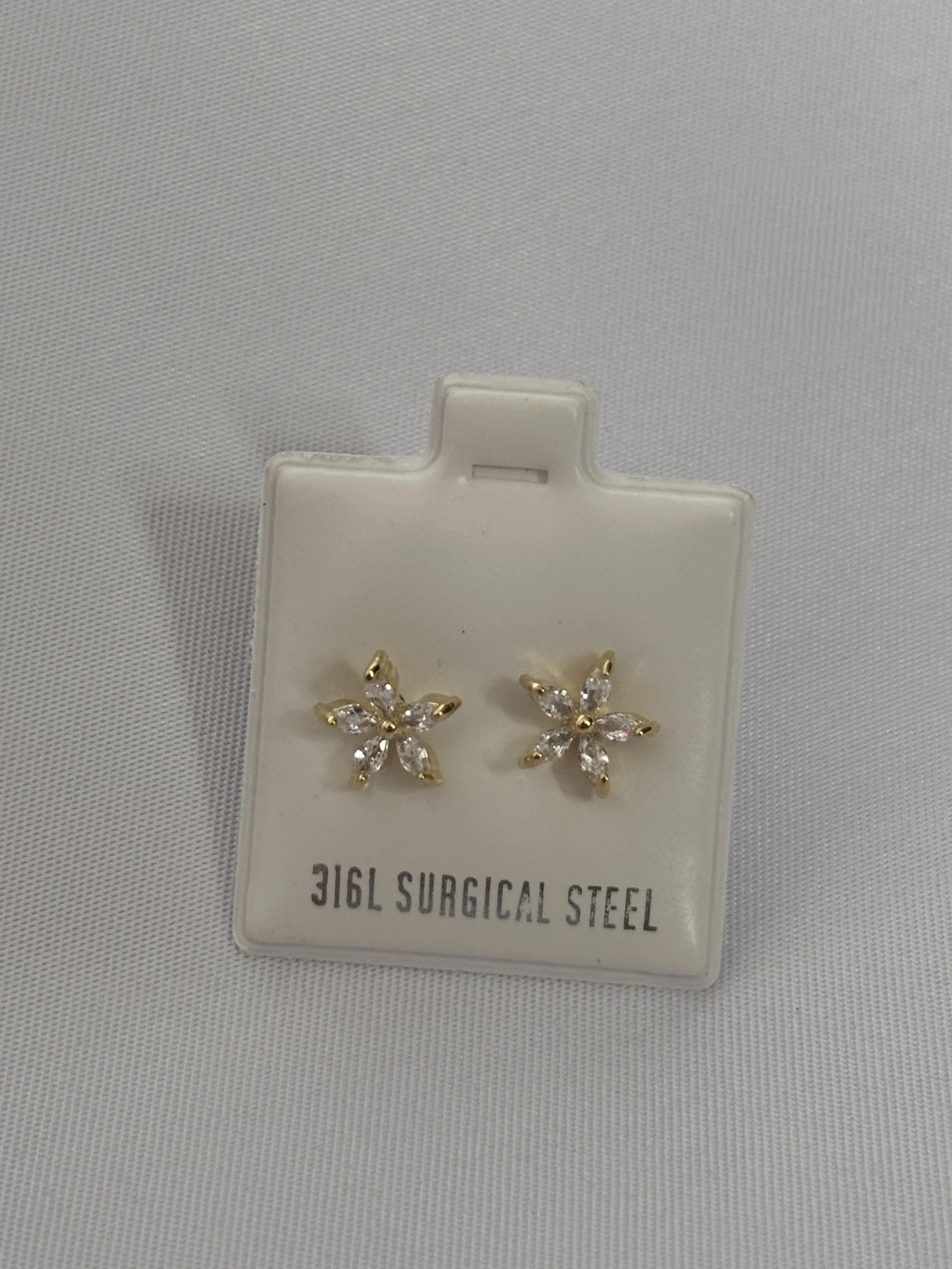 Surgical steel flower jewel earrings