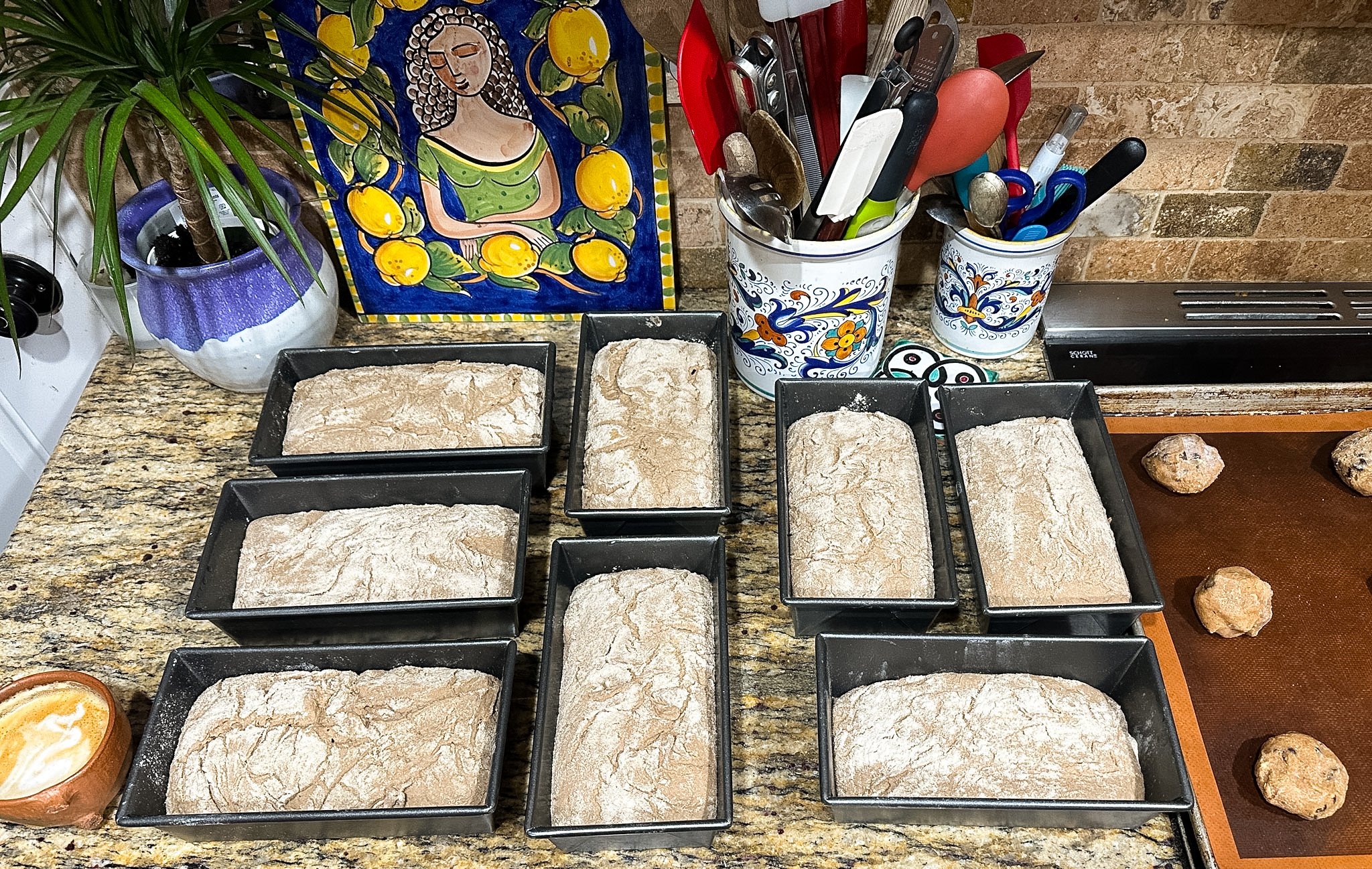 Roggenbrot in tins