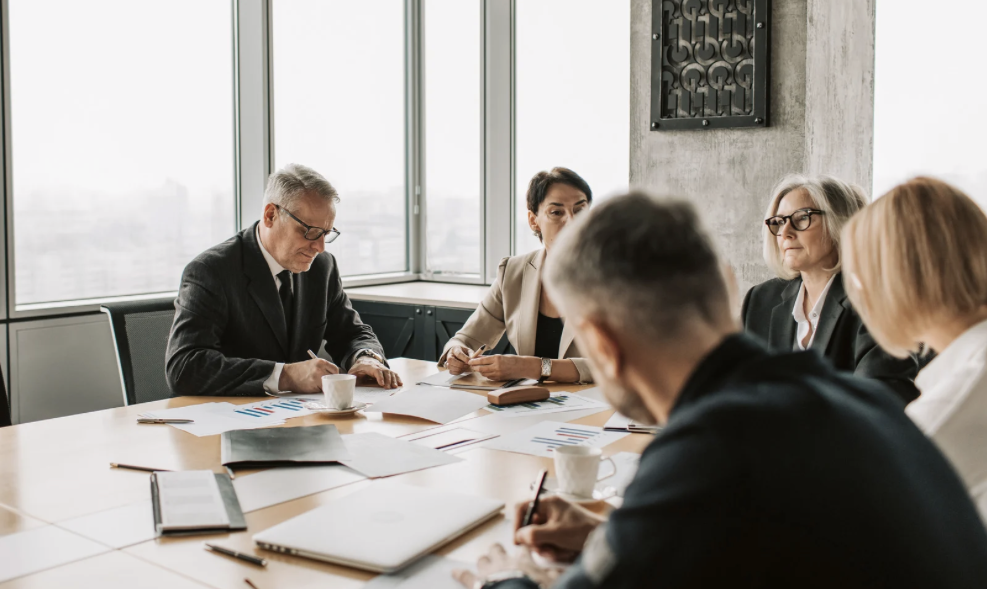 Therapy for Executives and Business Leaders: What Makes It Different