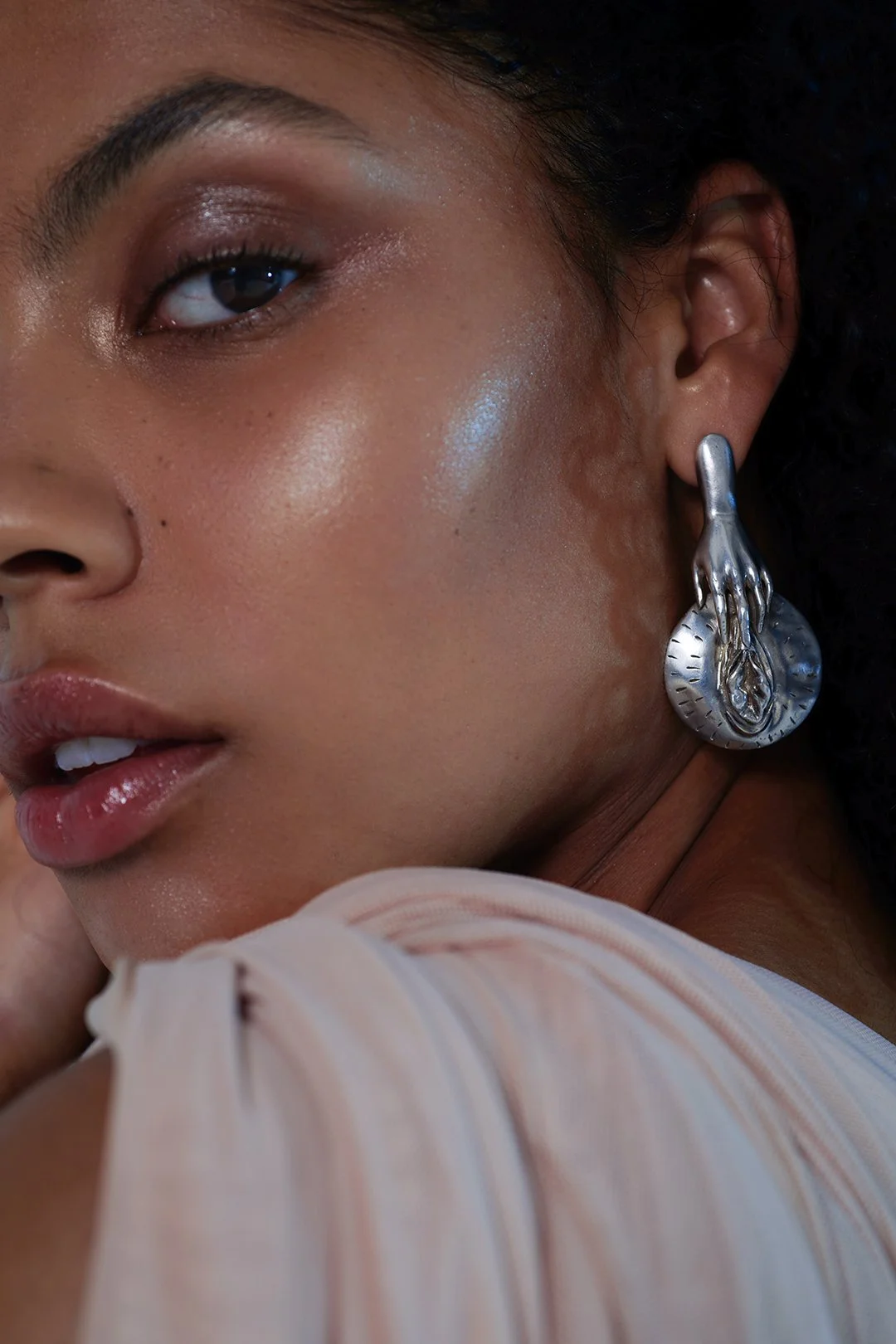 The Masturbation Earring (kinetic)