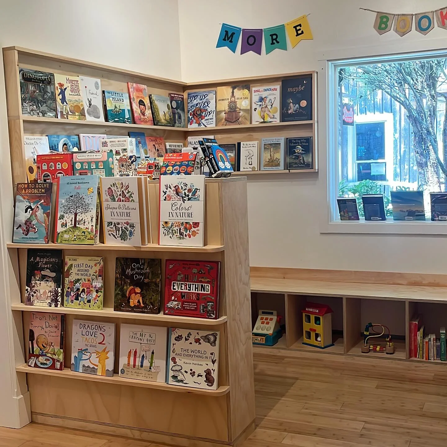 Cozy nooks are perfect for sweater weather! #independentbookstore #booknook